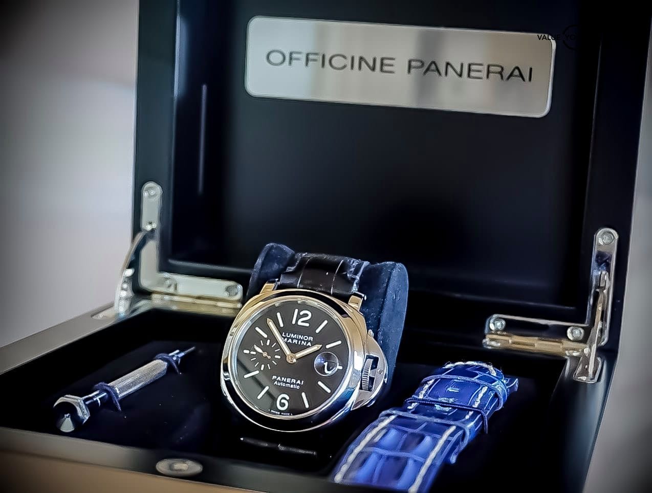 Panerai Luminor Marina 104 Automatic - Image 12
