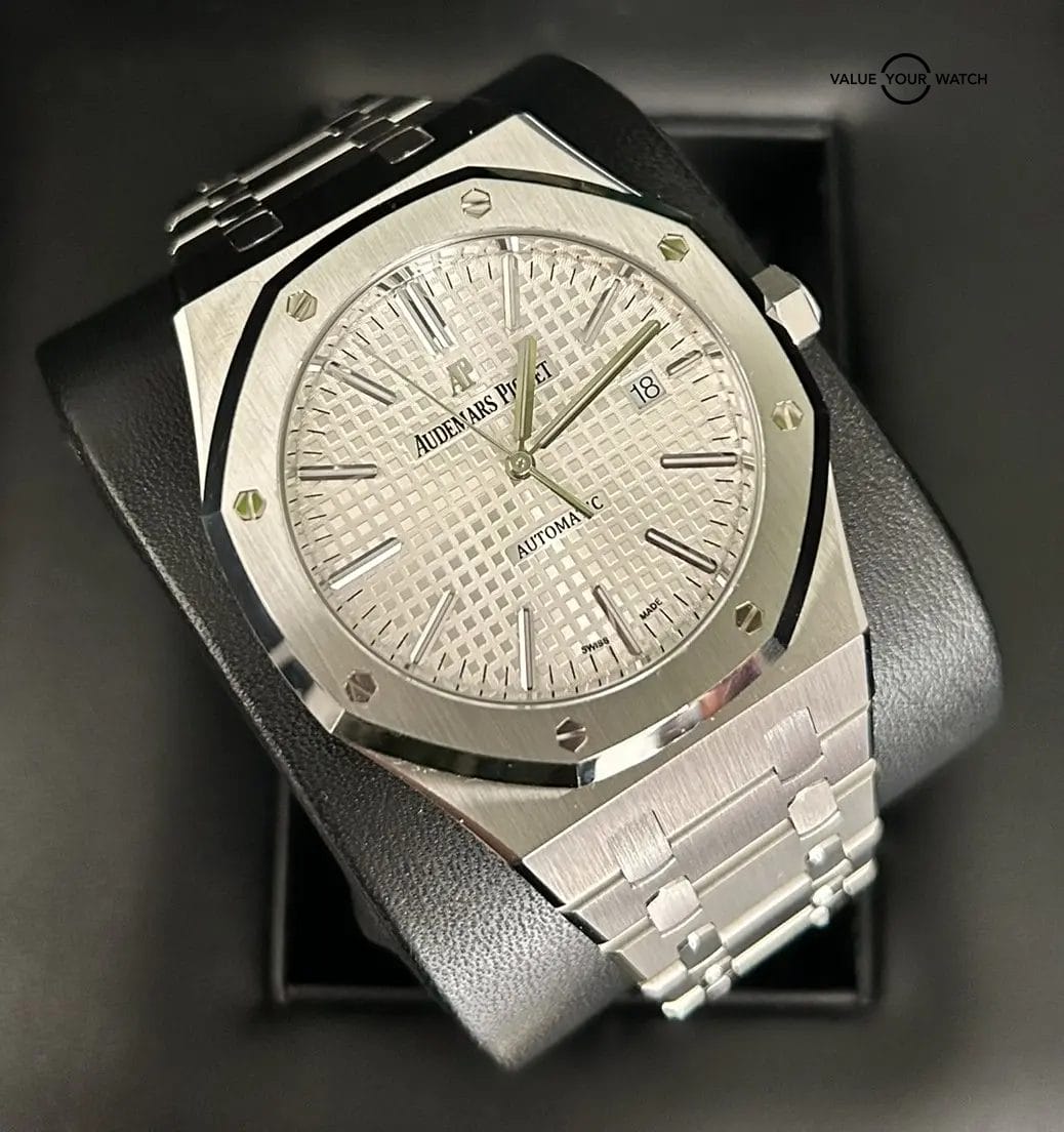 Audemars Piguet Royal Oak / White / 41mm - Image 2
