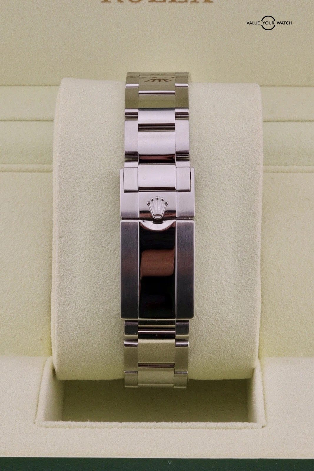 Rolex GMT-Master II 116710BLNR Batman Oyster Band Blue & Black Bezel Year 2015 - Image 4