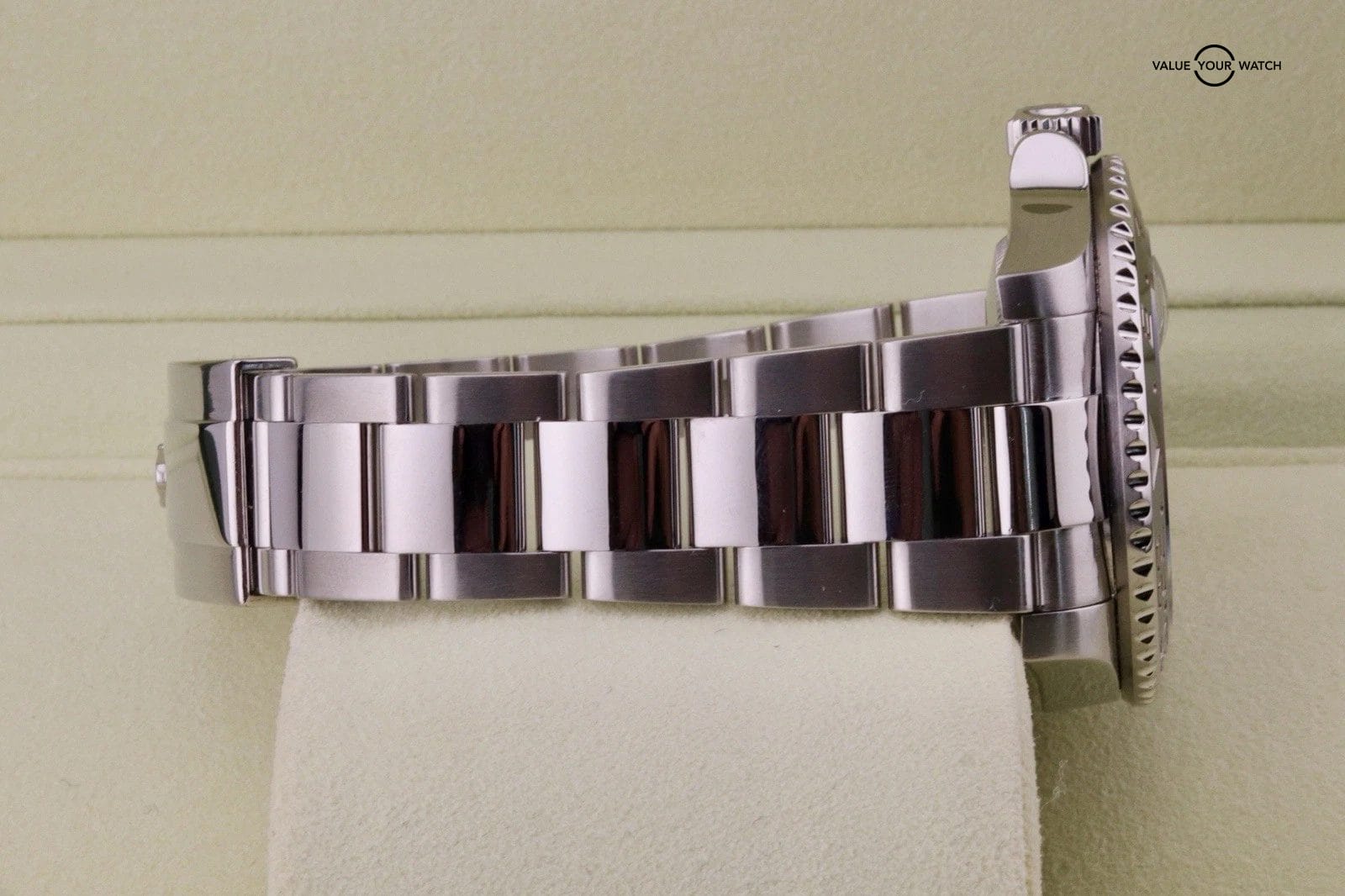 Rolex GMT-Master II 116710BLNR Batman Oyster Band Blue & Black Bezel Year 2015 - Image 6