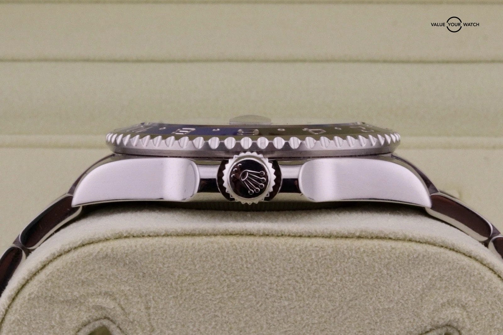 Rolex GMT-Master II 116710BLNR Batman Oyster Band Blue & Black Bezel Year 2015 - Image 7