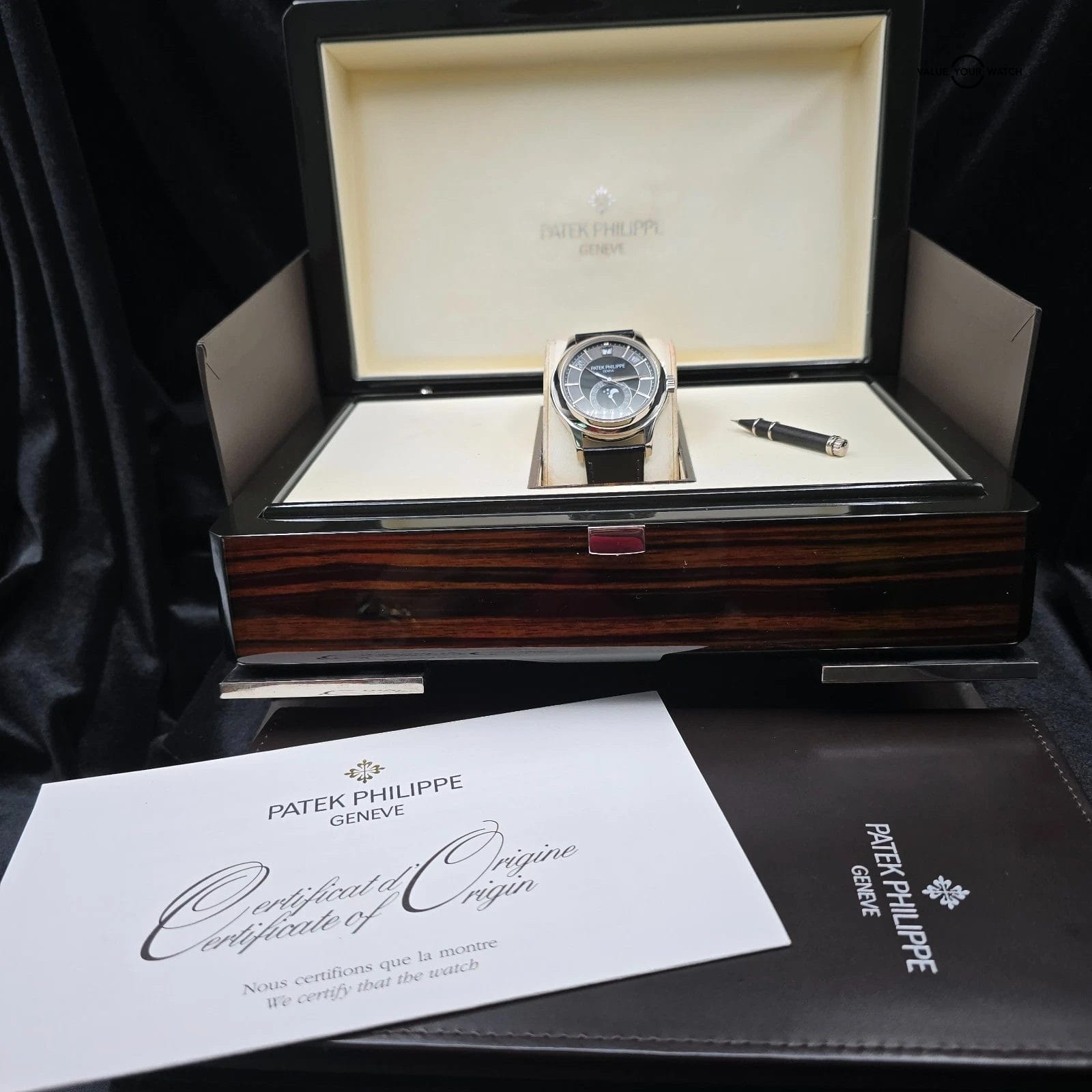 Patek Phillipe Annual Calendar Moonphase, 40mm WG Rhodium/Black dial, Full Set! - Image 2