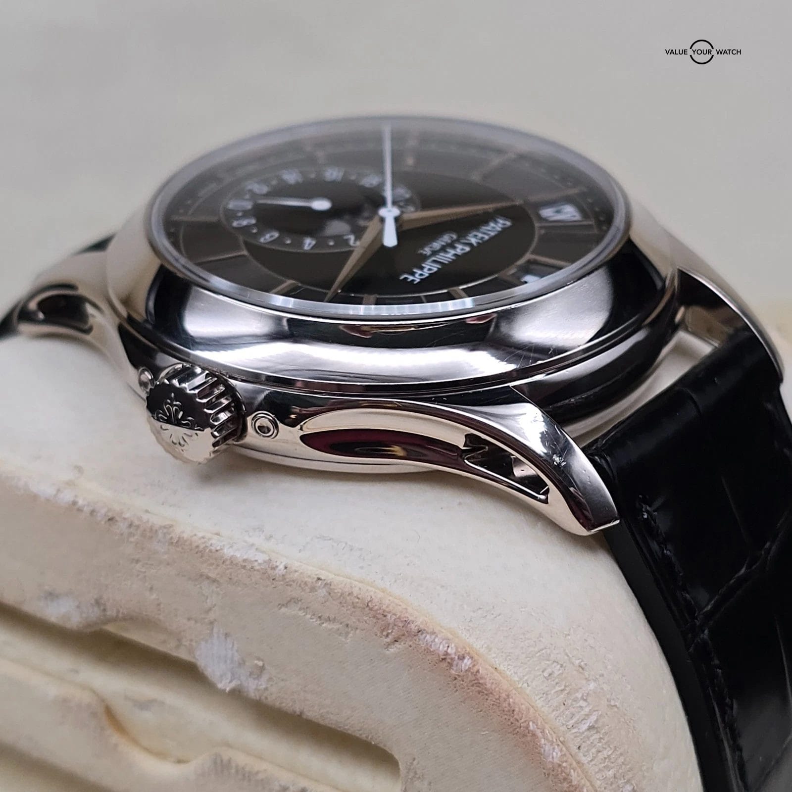 Patek Phillipe Annual Calendar Moonphase, 40mm WG Rhodium/Black dial, Full Set! - Image 7