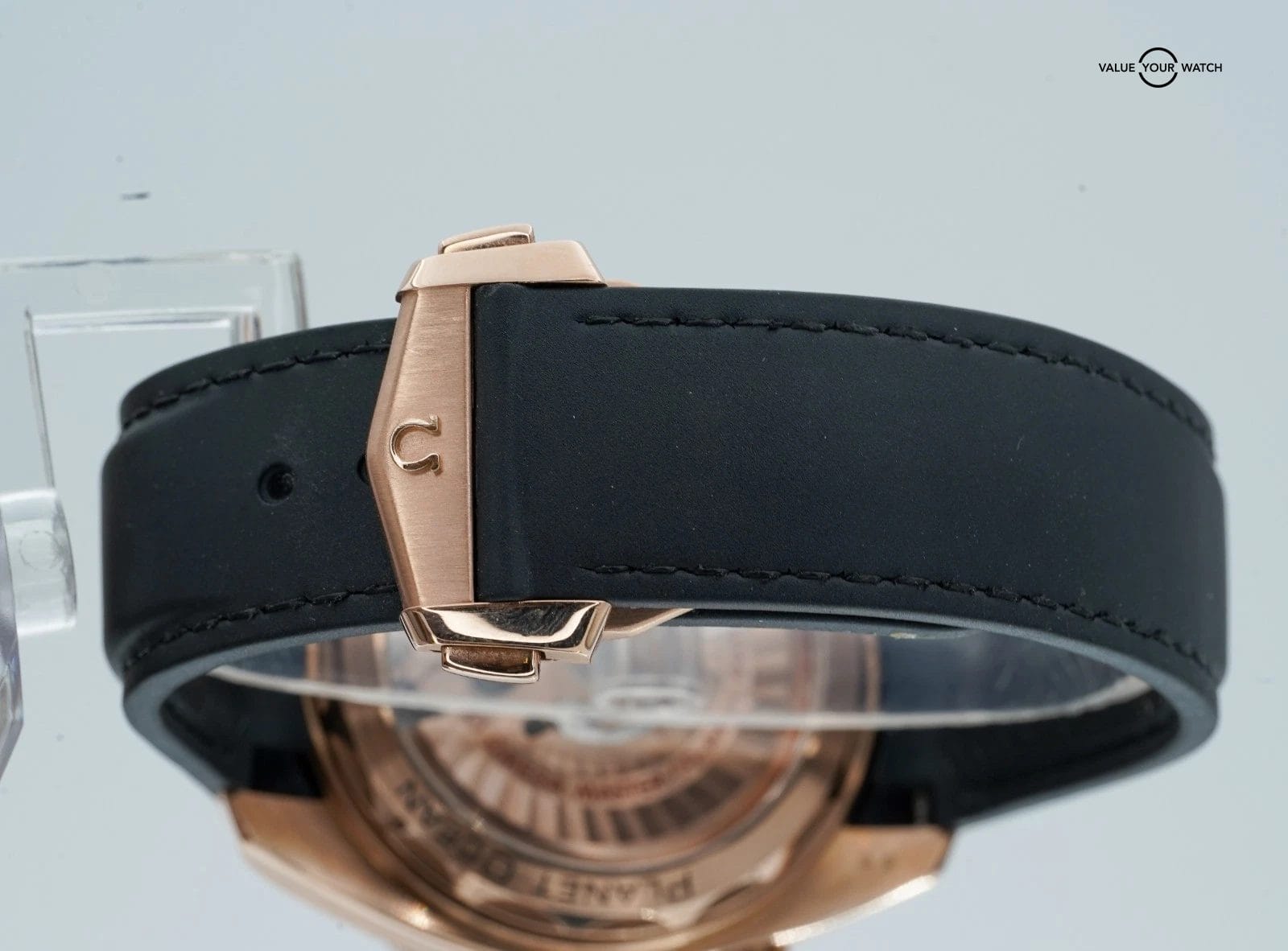 Omega Seamaster Planet Ocean Sedna Gold 45.5mm Black Dial 600m BOXES/PAPERS! - Image 9