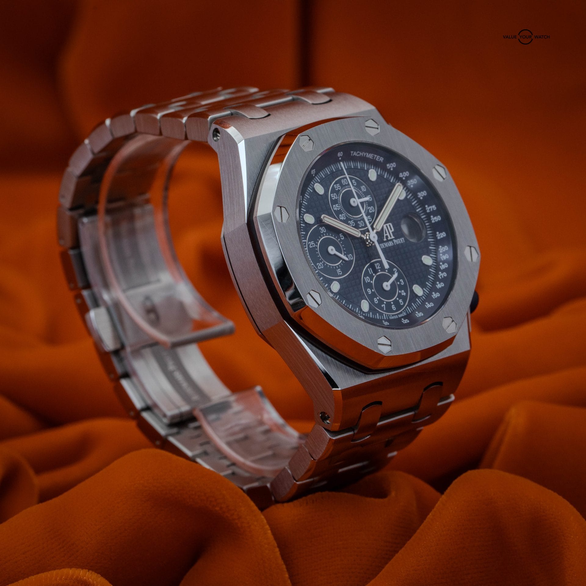 Audemars Piguet Royal Oak Offshore “Beast” 26237ST — Box & Papers!
 - Image 3