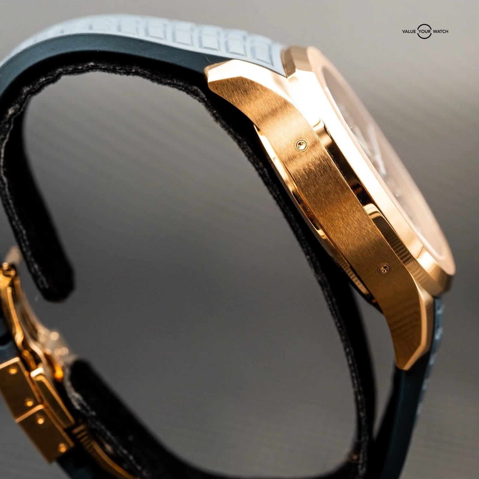 UNWORN 2025 Patek Philippe Aquanaut 5261R-001 Annual Calendar Luce — FULL SET - Image 4