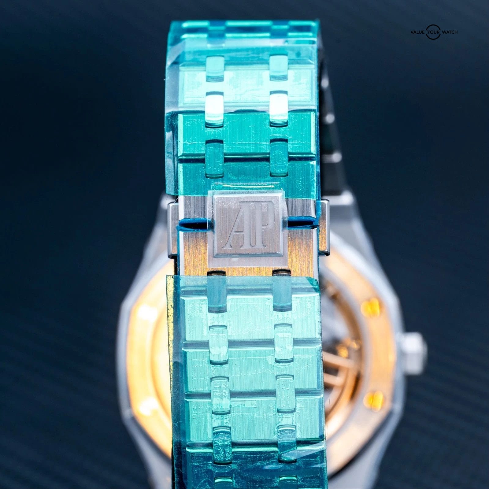 NEW 2025 Audemars Piguet Royal Oak 41mm 15510ST.OO.1320ST.08 White / Silver Dial - Image 2