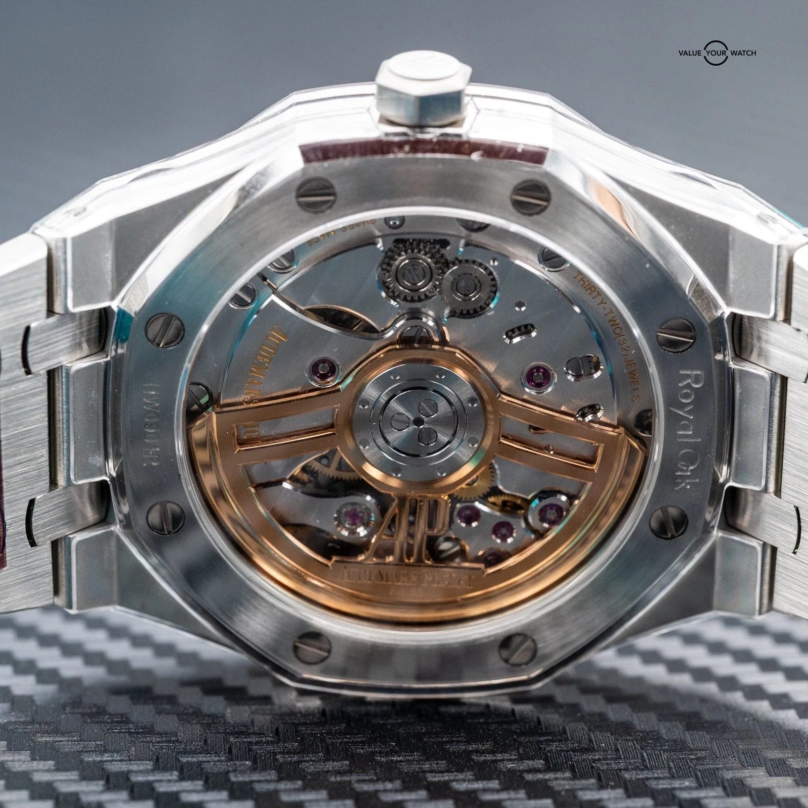 NEW 2025 Audemars Piguet Royal Oak 41mm 15510ST.OO.1320ST.08 White / Silver Dial - Image 3