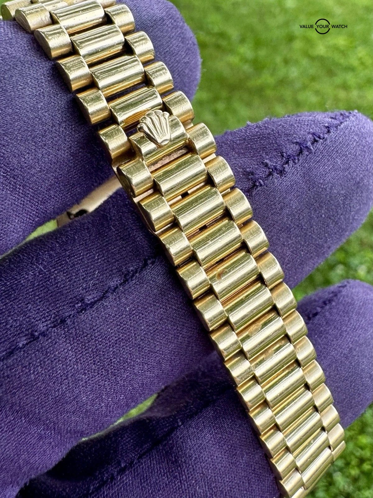 Rolex Lady-Datejust 26MM Silver Dial Yellow Gold President Bracelet (69178) - Image 5