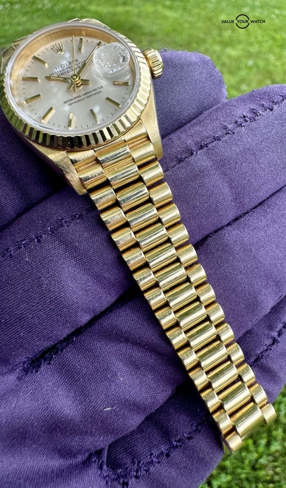 Rolex Lady-Datejust 26MM Silver Dial Yellow Gold President Bracelet (69178) - Image 6