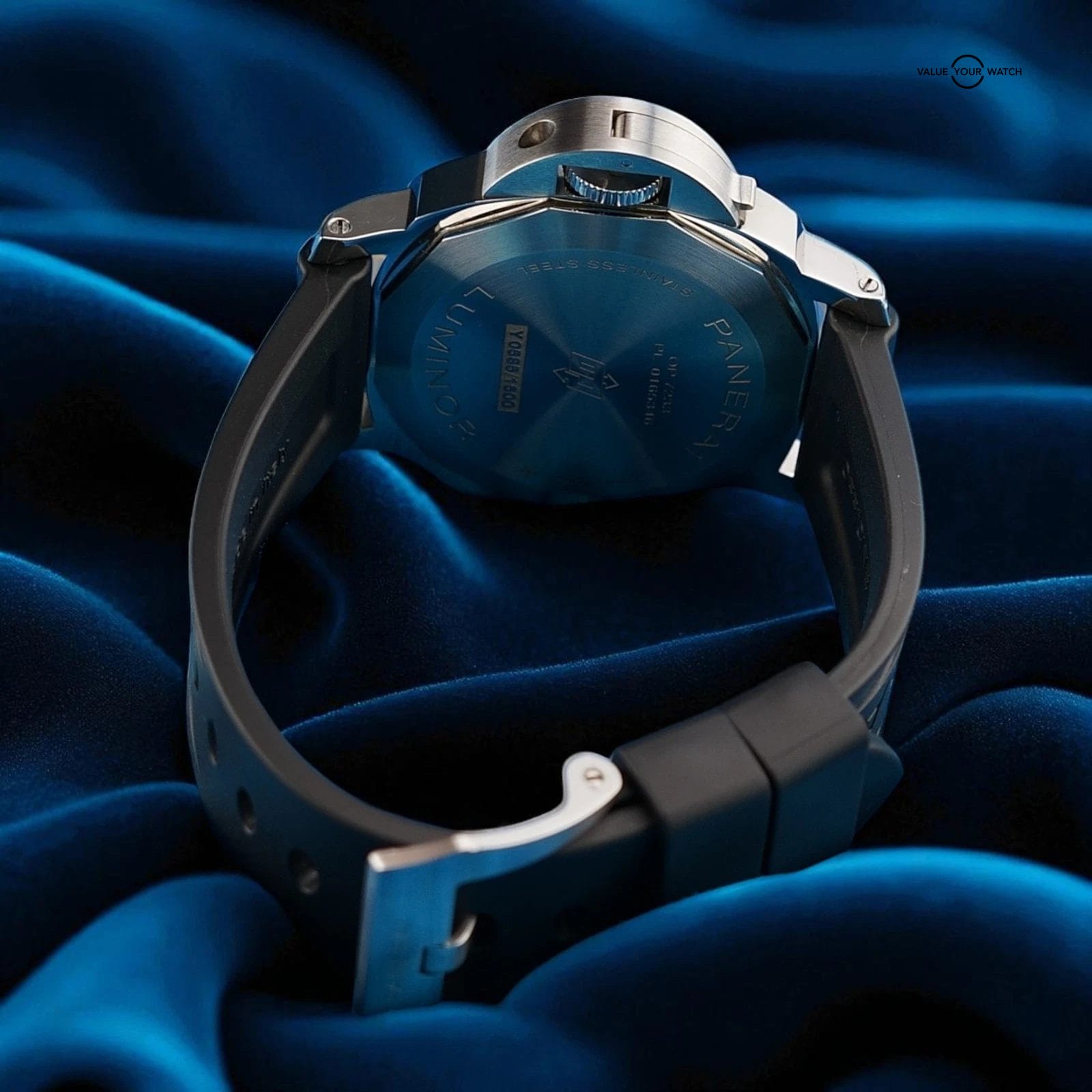 Panerai Luminor PAM01086 - 44mm Black Dial - 2023 Full Set - Two Straps - Image 10