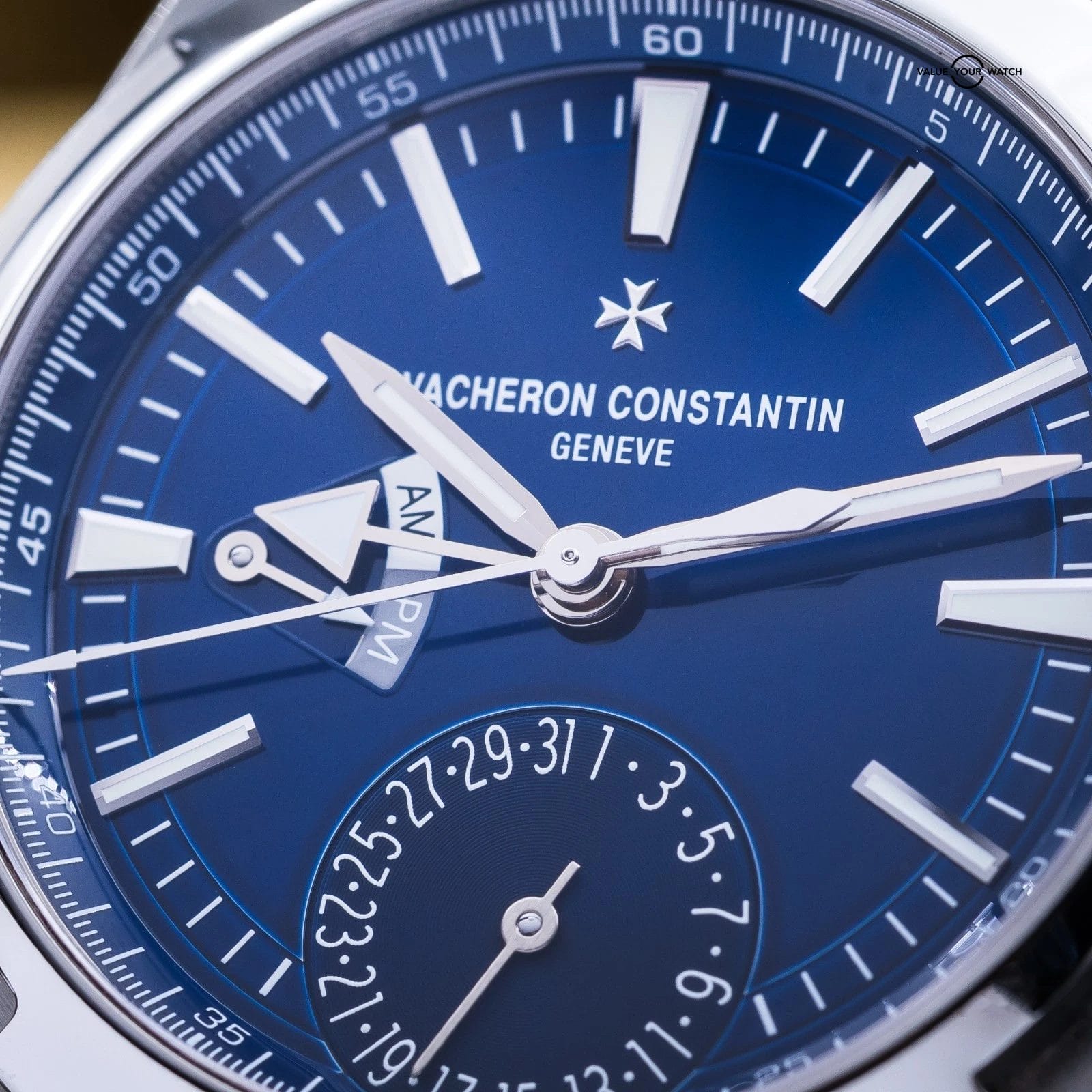 Vacheron Constantin Overseas Dual Time 7900V 41mm Blue Dial Full Set All Straps - Image 13