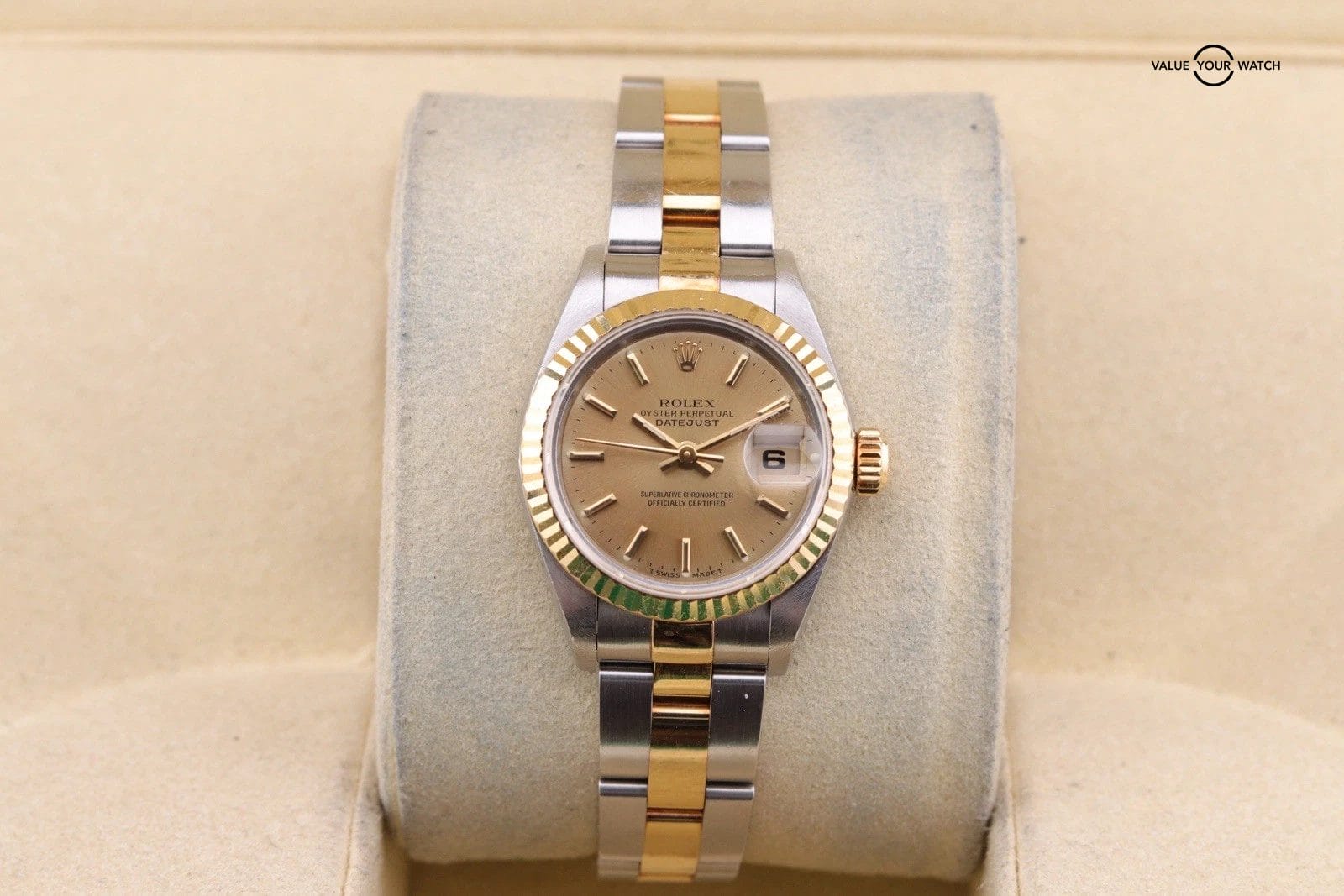 Rolex Lady-Datejust 69173 Gold and Silver Jubilee Bracelet with Gold Bezel