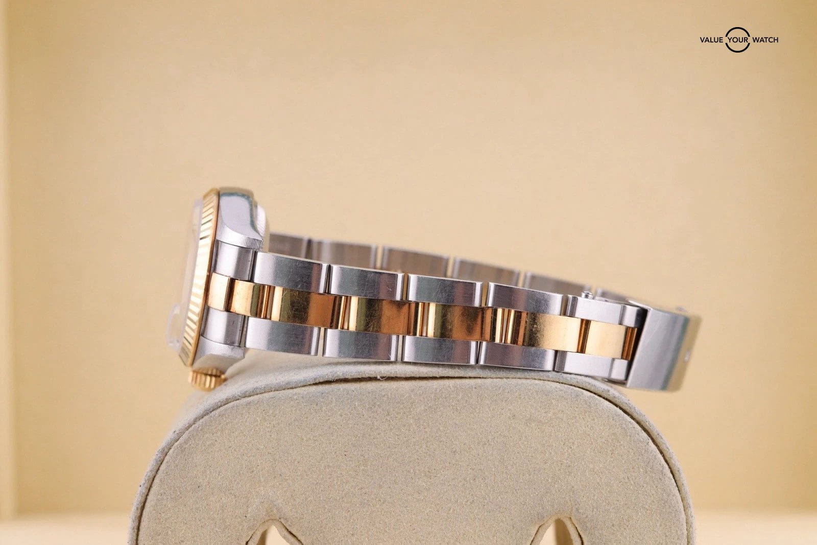 Rolex Lady-Datejust 69173 Gold and Silver Jubilee Bracelet with Gold Bezel - Image 11