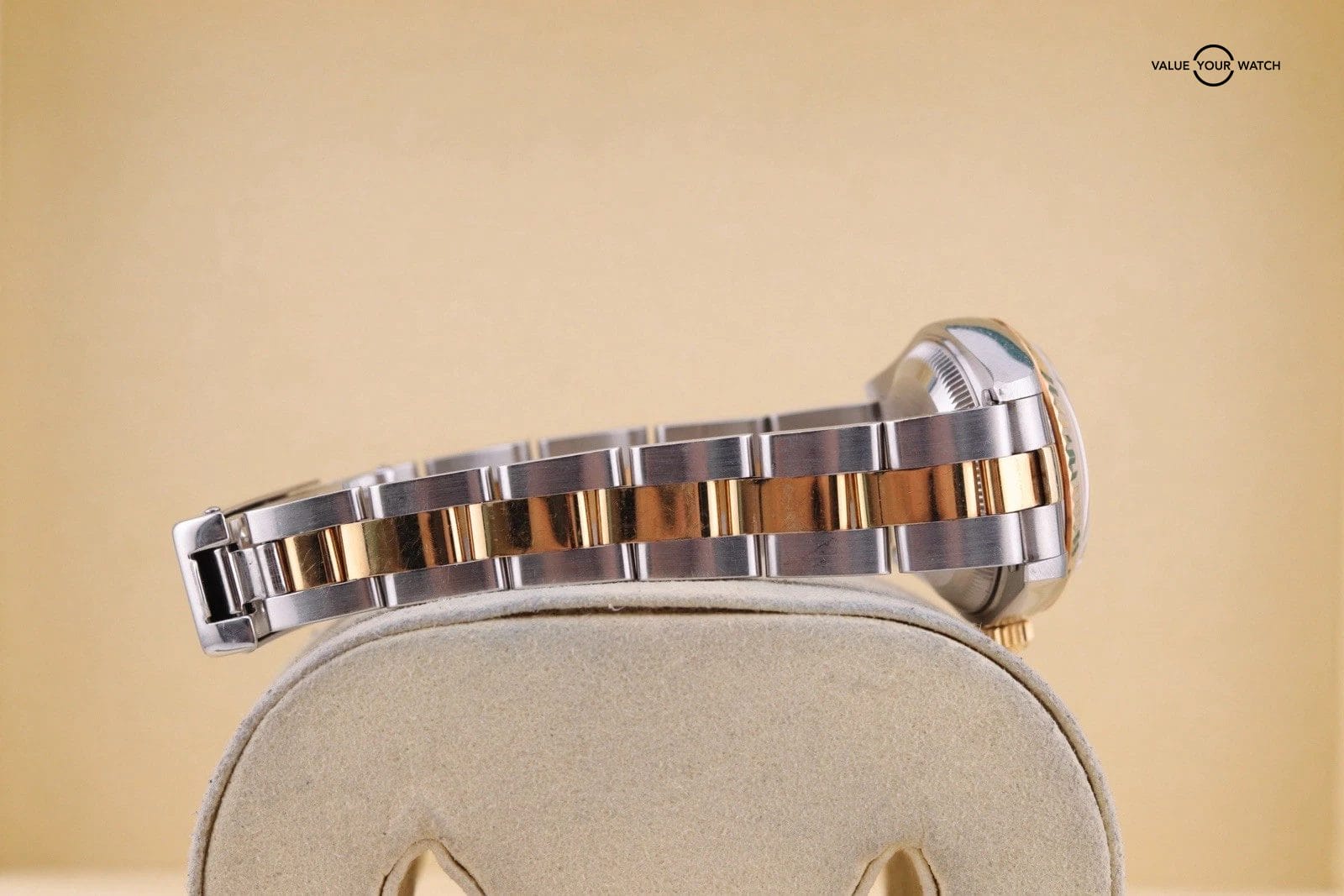 Rolex Lady-Datejust 69173 Gold and Silver Jubilee Bracelet with Gold Bezel - Image 12