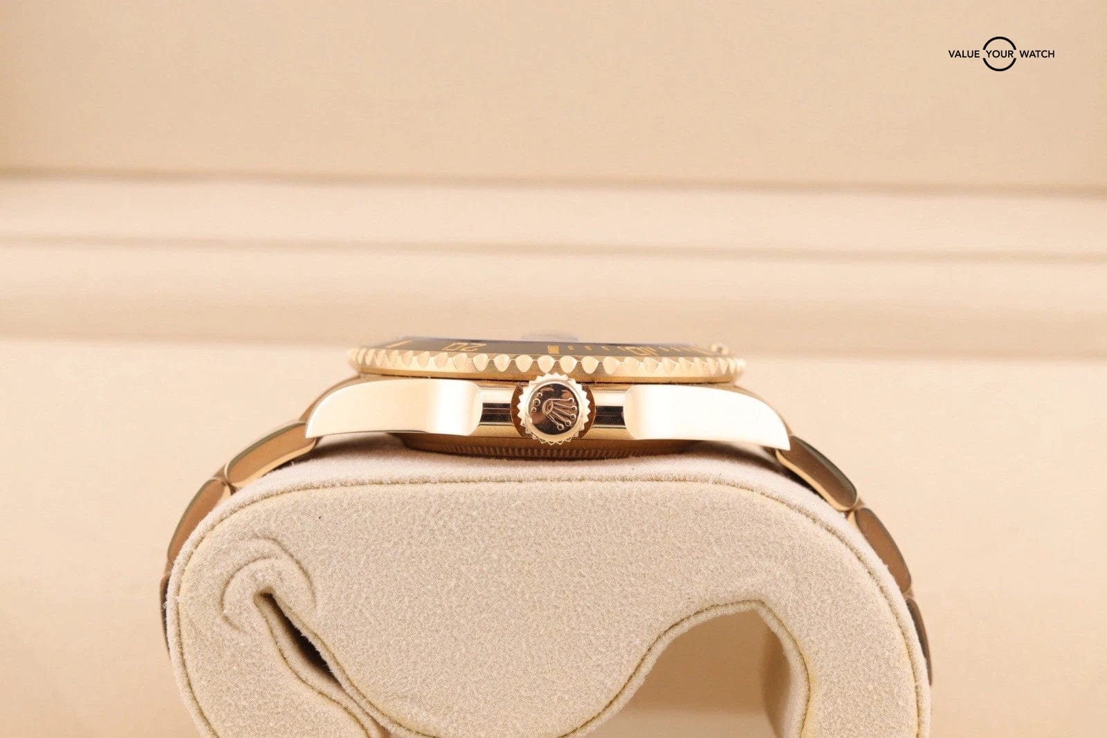 Rolex Submariner 18k Yellow Gold 41mm Automatic Men’s Watch 126618LN 2022 - Image 14