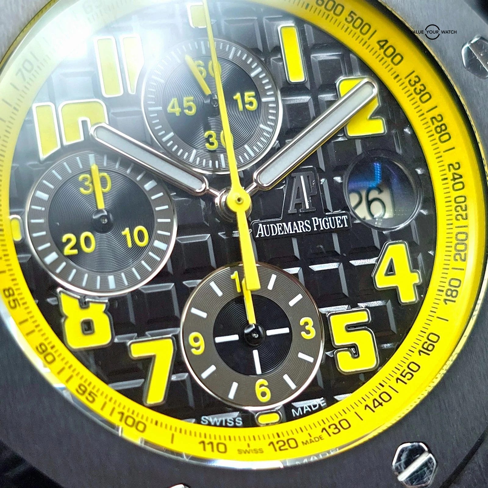 Audemars Piguet Royal Oak Offshore Bumble Bee Forged Carbon Black Yellow Box/pap - Image 7