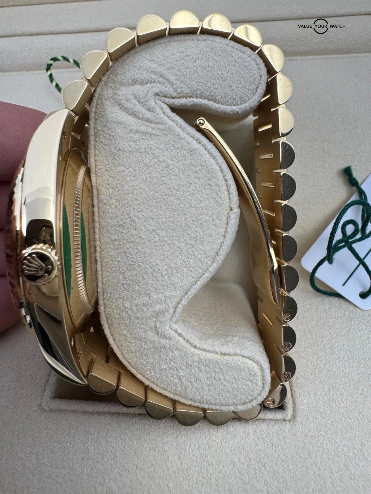 2023 UNWORN WHITE TAG Onyx Diamond Baguette Dial 18k Yellow Gold Day-Date 40 - Image 2