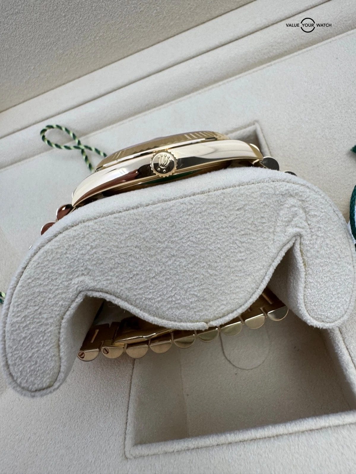 2023 UNWORN WHITE TAG Onyx Diamond Baguette Dial 18k Yellow Gold Day-Date 40 - Image 3