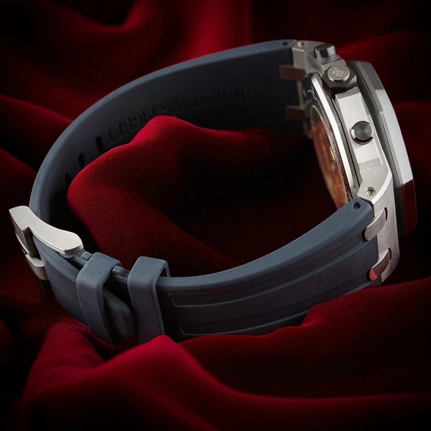 Audemars Piguet Royal Oak Offshore 26470ST Navy Blue Dial 42mm β Box & WFT Kit - Image 12