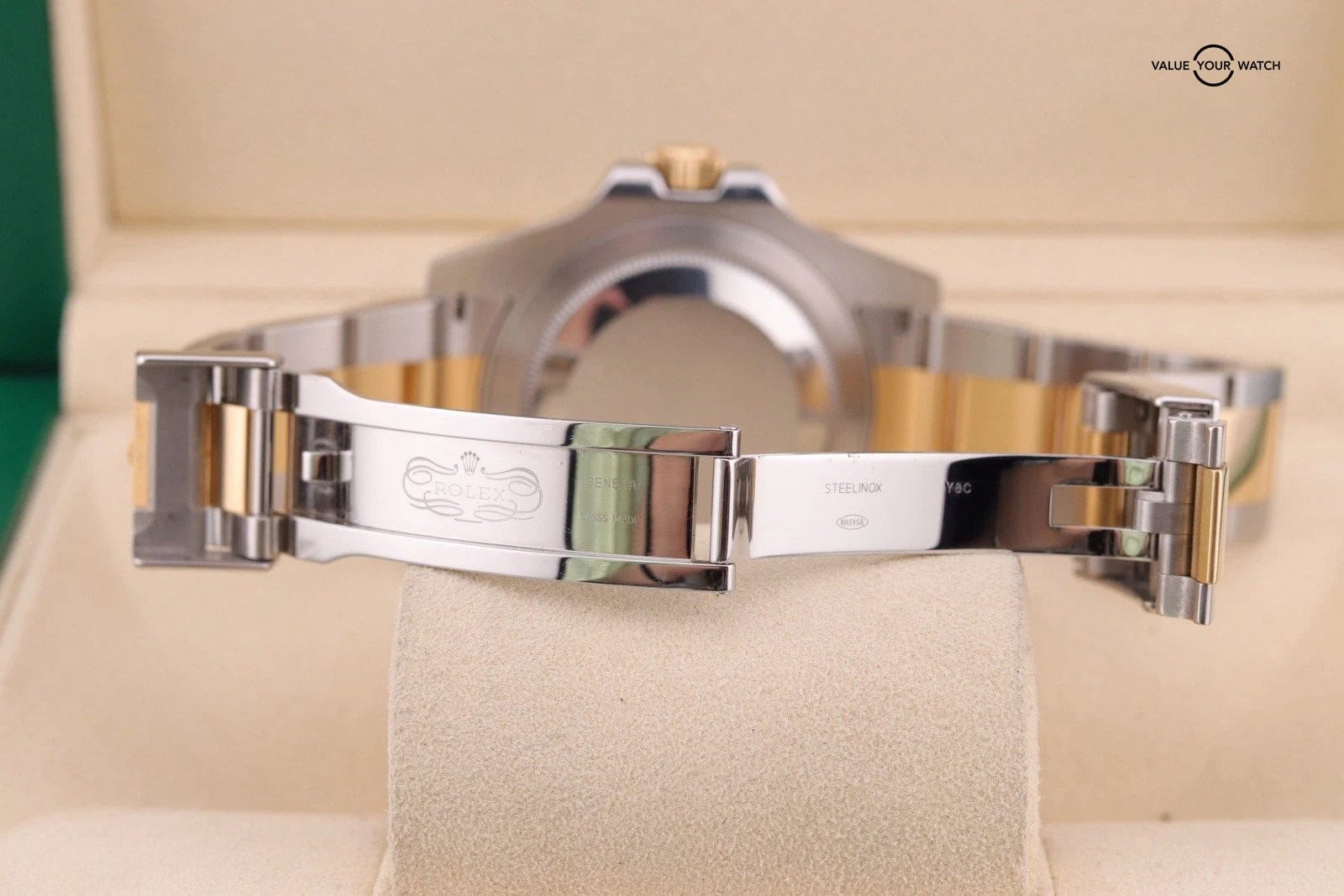 Rolex GMT-Master II 40mm Two-Tone Black Dial 116713LN 2013 Card 18k gold - Image 5