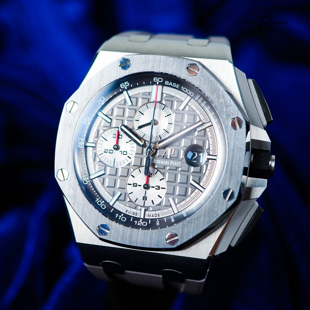 Audemars Piguet Royal Oak Offshore 26400IO Complete Set - Image 3
