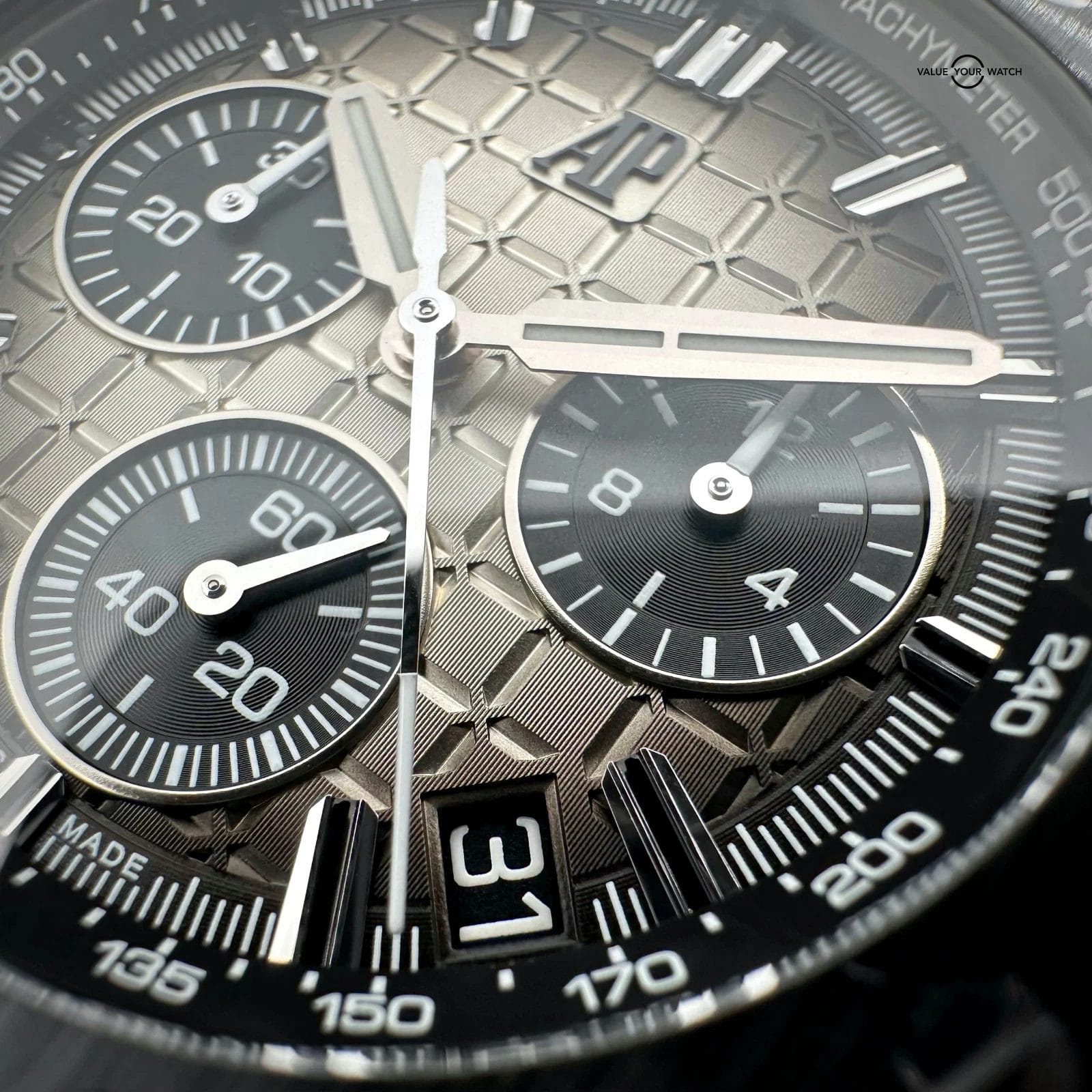 Audemars Piguet Royal Oak Offshore Chronograph 26420S0.00.A600CA.01 Smoke Dial43 - Image 5