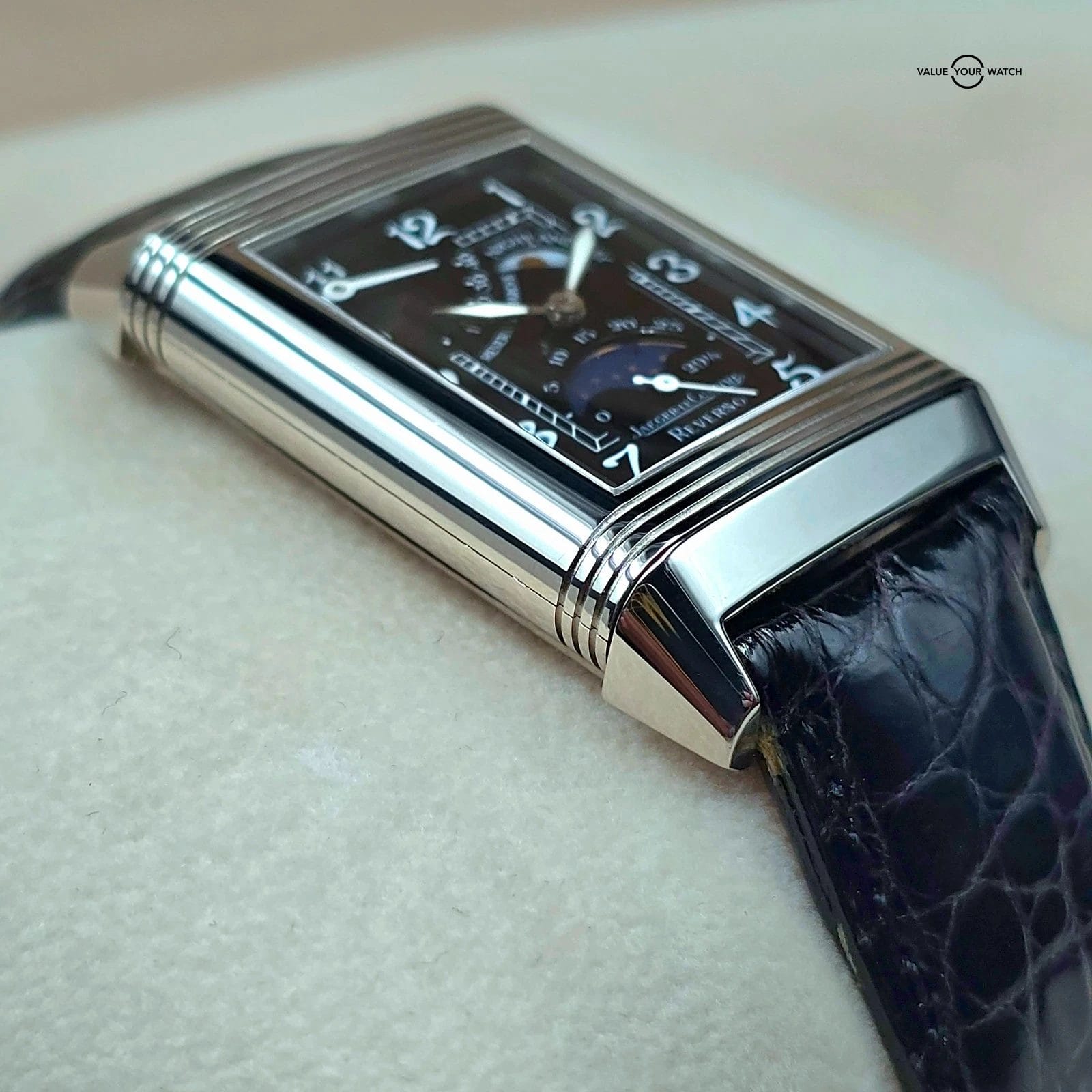 Jaeger LeCoultre Reverso in 18k White Gold, Night and Day Moonphase Black Dial - Image 3