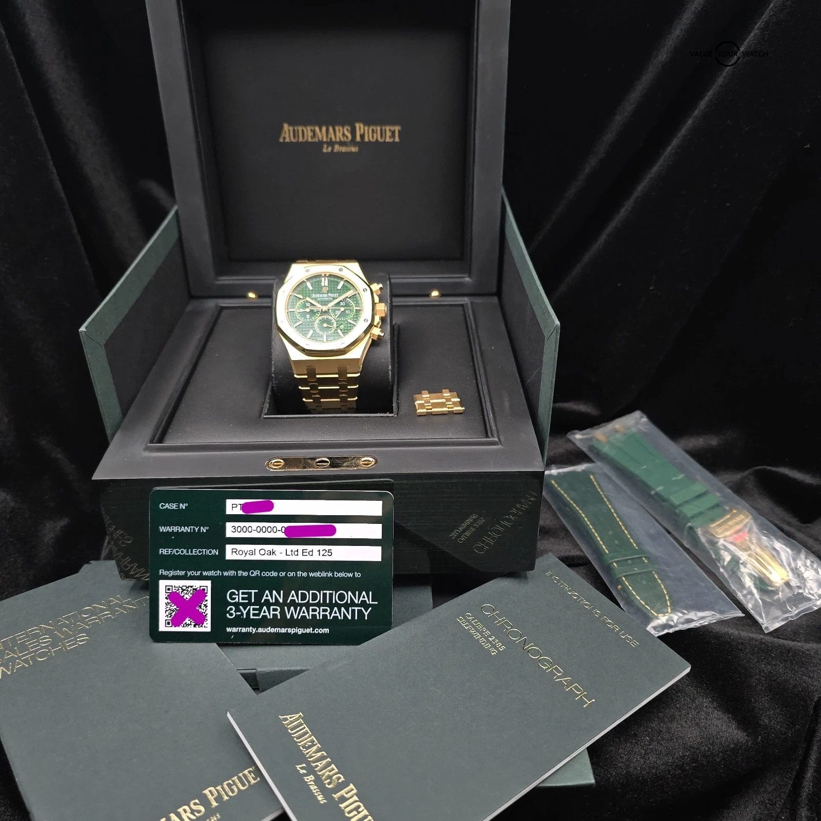 Audemars Piguet Royal Oak Chronograph, 1 of 125 Green dial in 18k Yellow Gold - Image 3