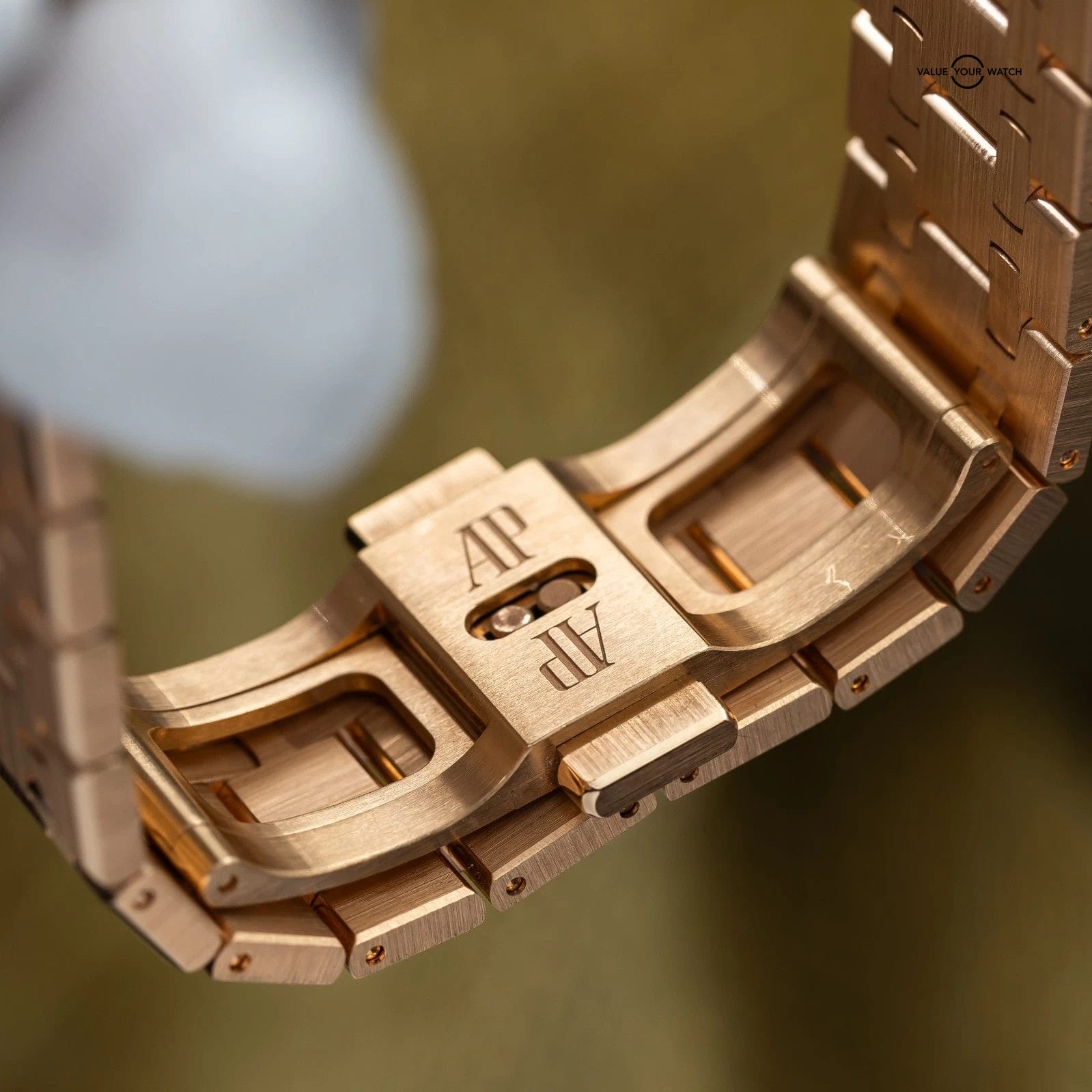 Audemars Piguet Royal Oak Chronograph 41mm Rose Gold Blue Dial 26331OR Full Set - Image 10