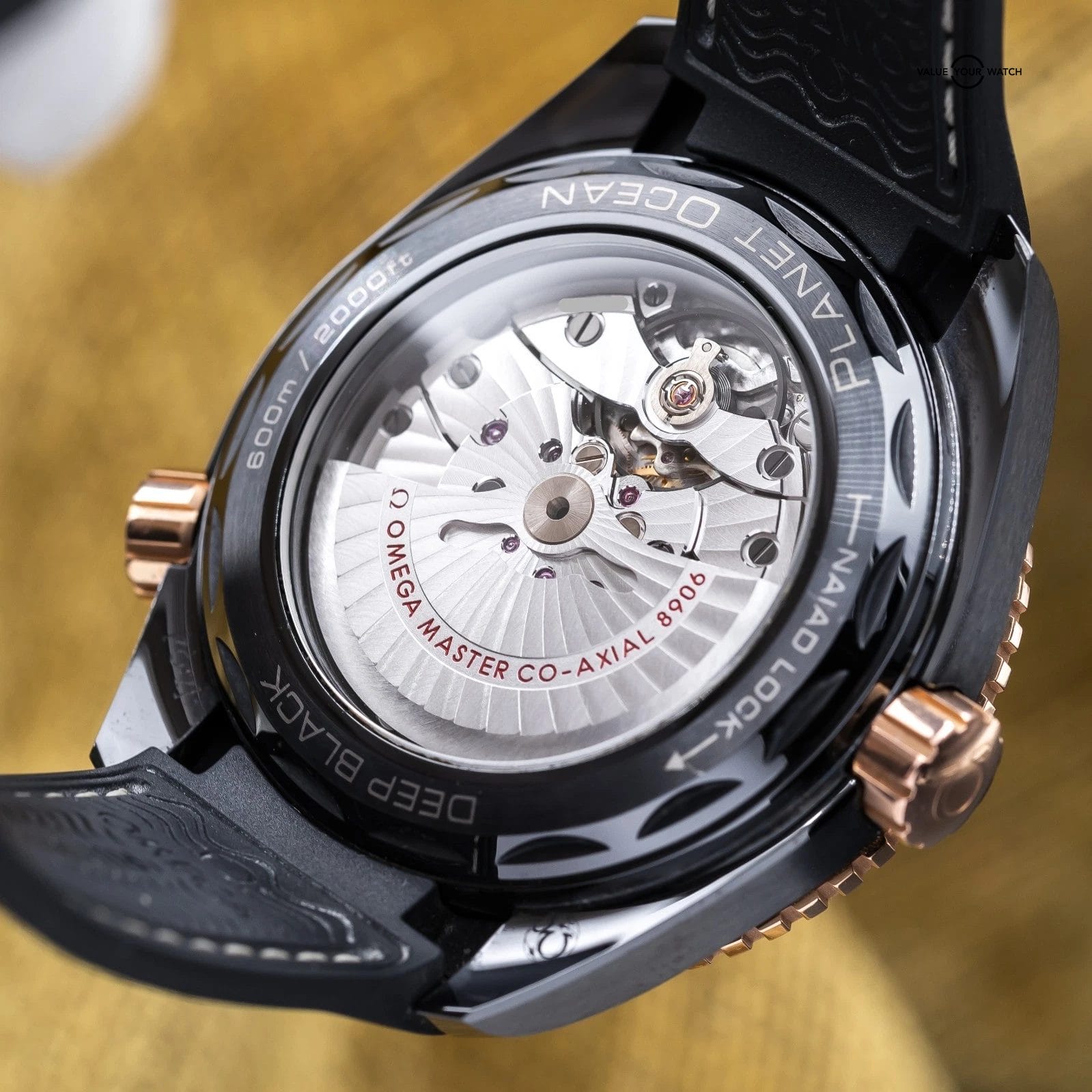 Omega Seamaster Planet Ocean 600M Ceramic Sedna Gold 45.5mm 215.63.46.22.01.001 - Image 2