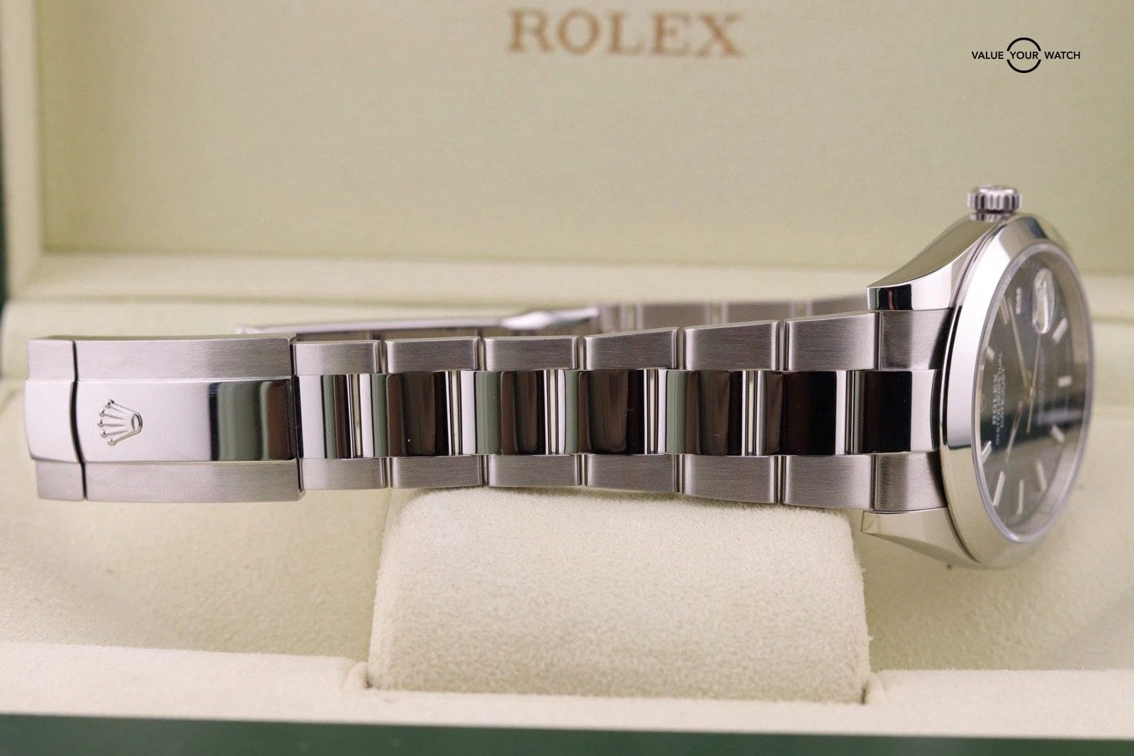 Rolex Datejust 41 | ref. 126300 | Blue Dial Oyster Bracelet with Silver Bezel - Image 8