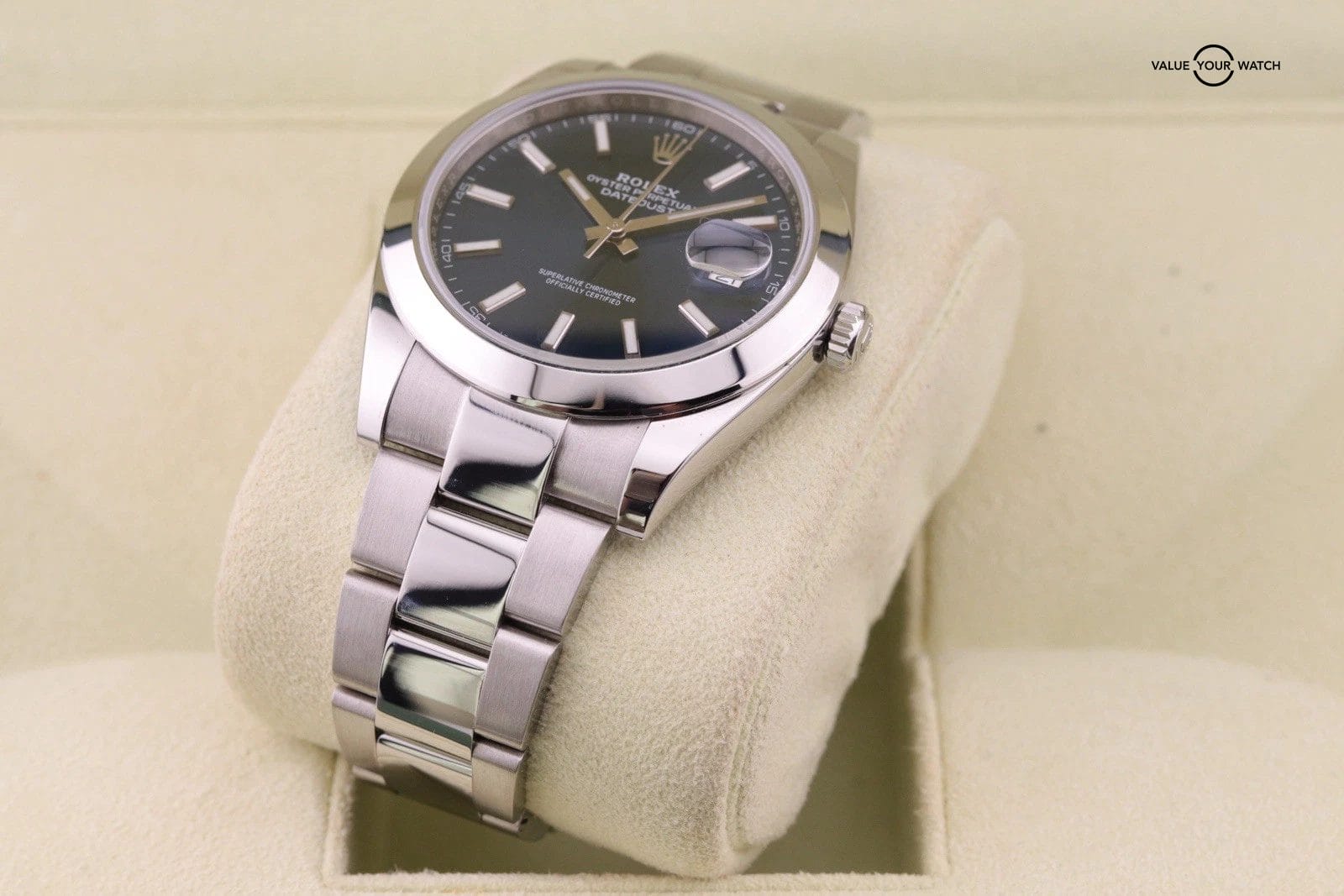 Rolex Datejust 41 | ref. 126300 | Blue Dial Oyster Bracelet with Silver Bezel - Image 15