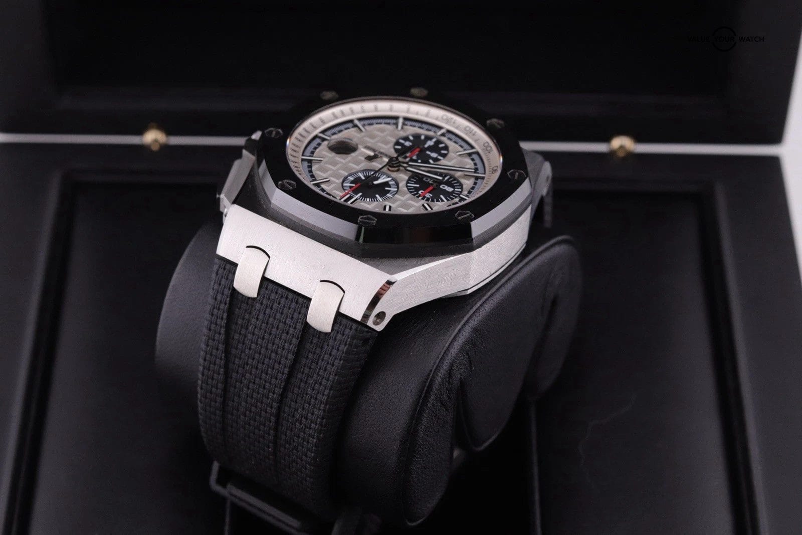 Audemars Piguet Royal Oak Offshore Chronograph Panda | ref. 26400SO | 2015 Set - Image 8