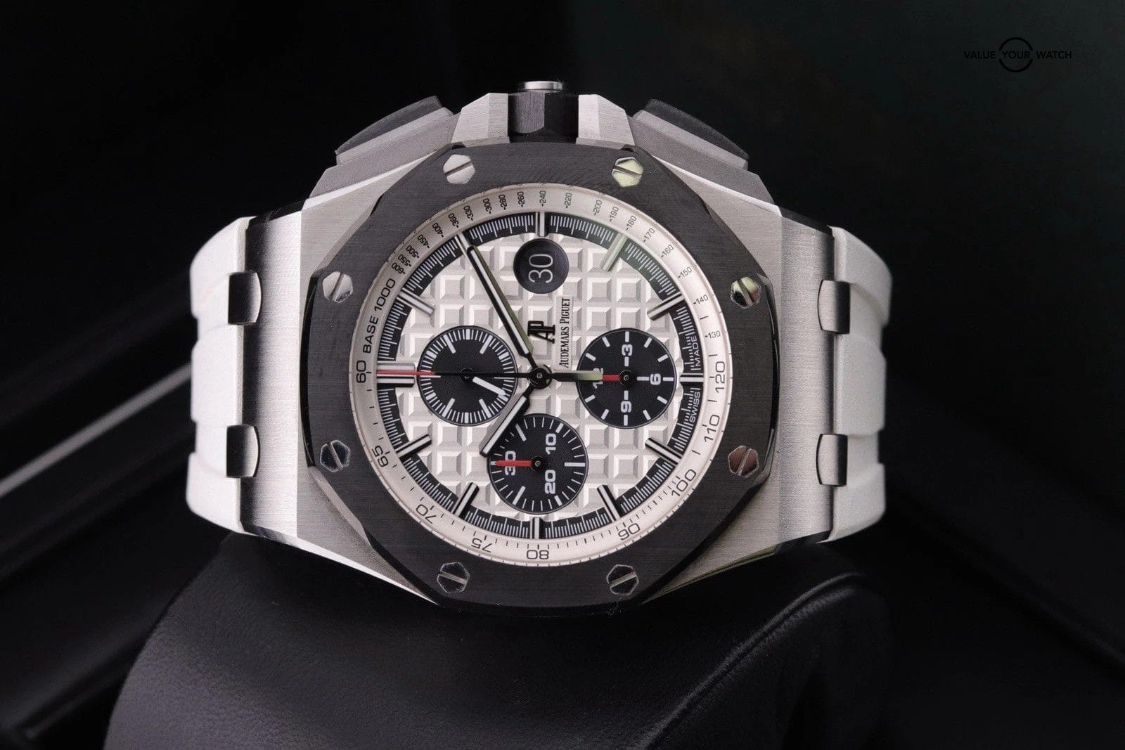 Audemars Piguet Royal Oak Offshore Chronograph Panda | ref. 26400SO | 2015 Set - Image 14