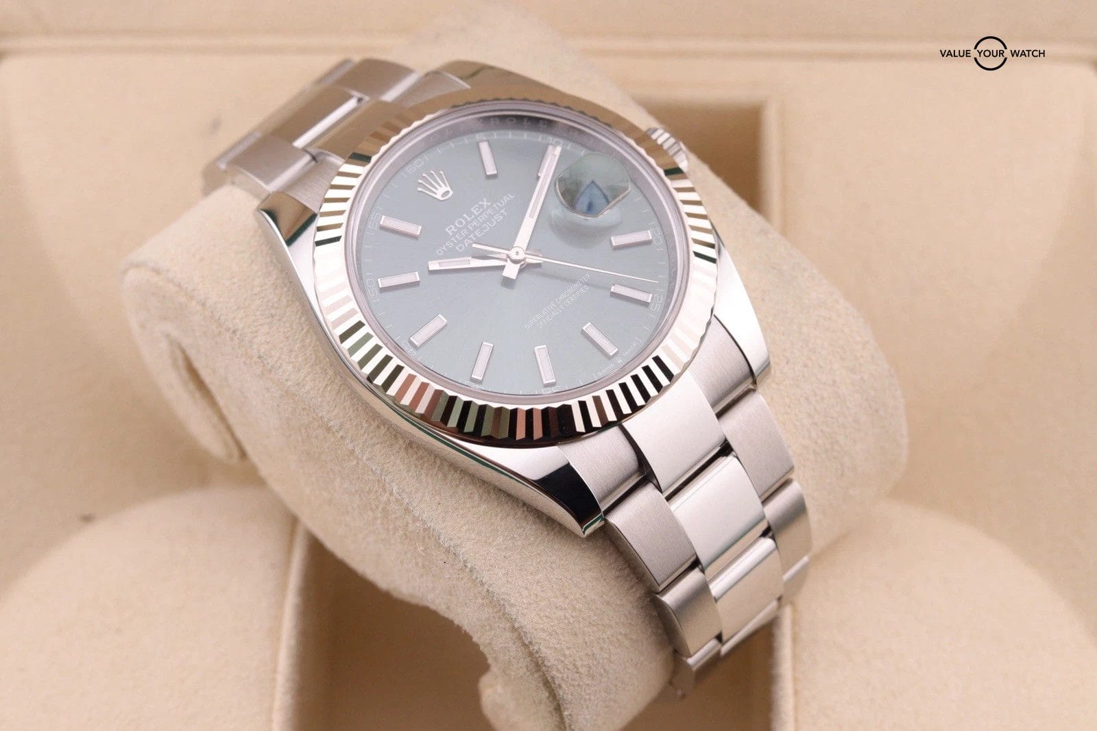 2025 Rolex Datejust 41 mm 126334 Mint Green Oyster Bracelet Fluted Bezel - Image 2