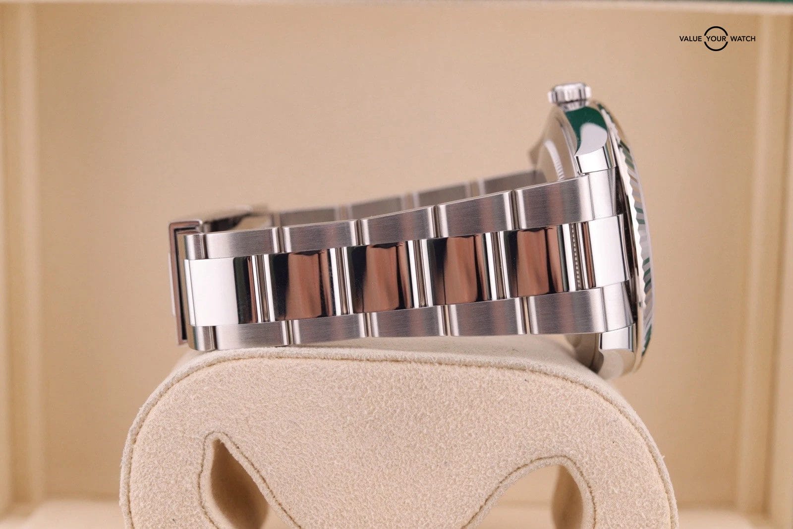 2025 Rolex Datejust 41 mm 126334 Mint Green Oyster Bracelet Fluted Bezel - Image 9