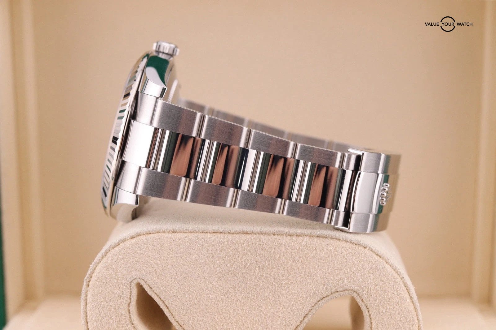 2025 Rolex Datejust 41 mm 126334 Mint Green Oyster Bracelet Fluted Bezel - Image 10