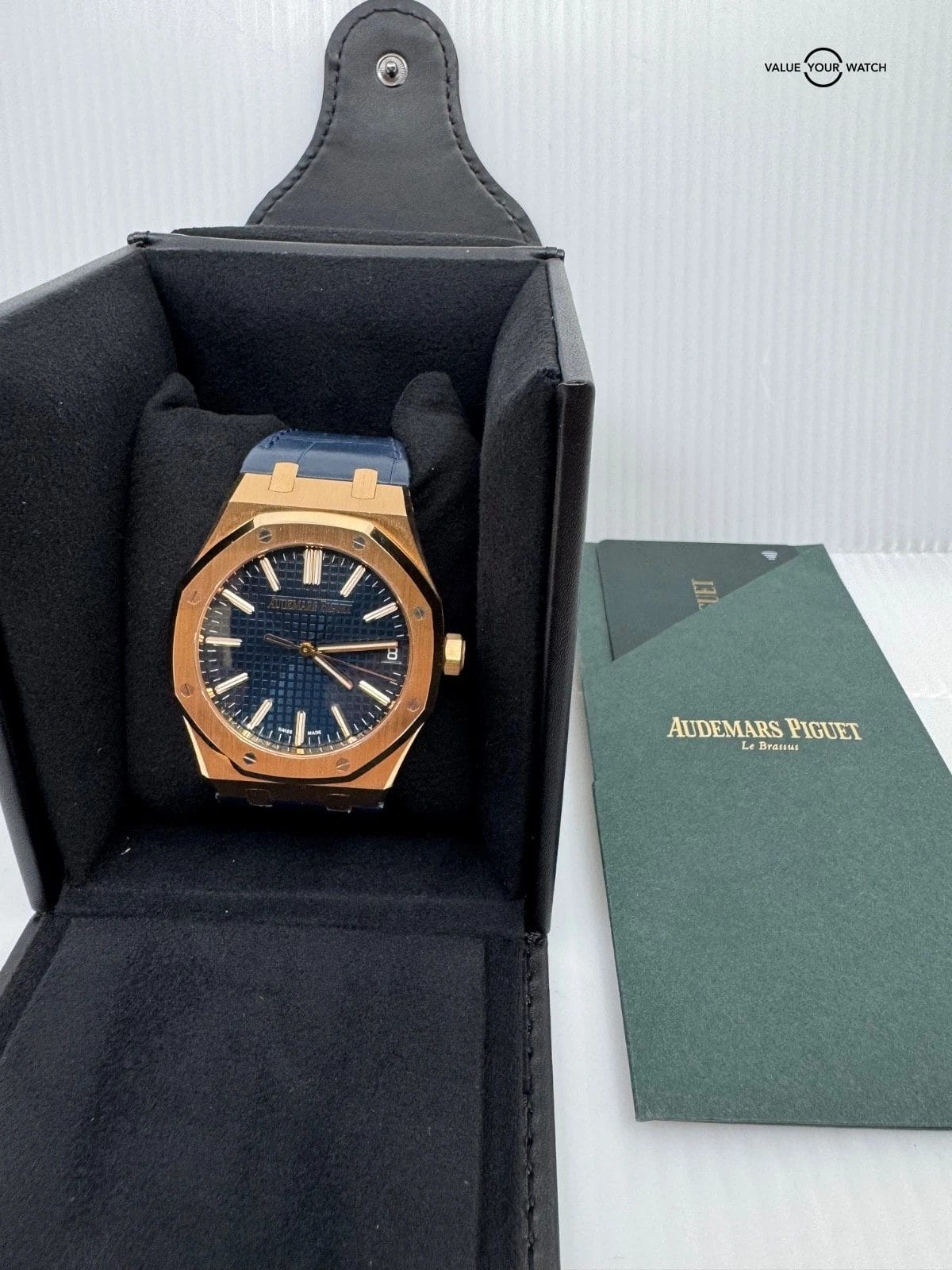 2023 PAPERS 18k Rose Gold Blue Dial 41mm Leather Strap Royal Oak Selfwinding