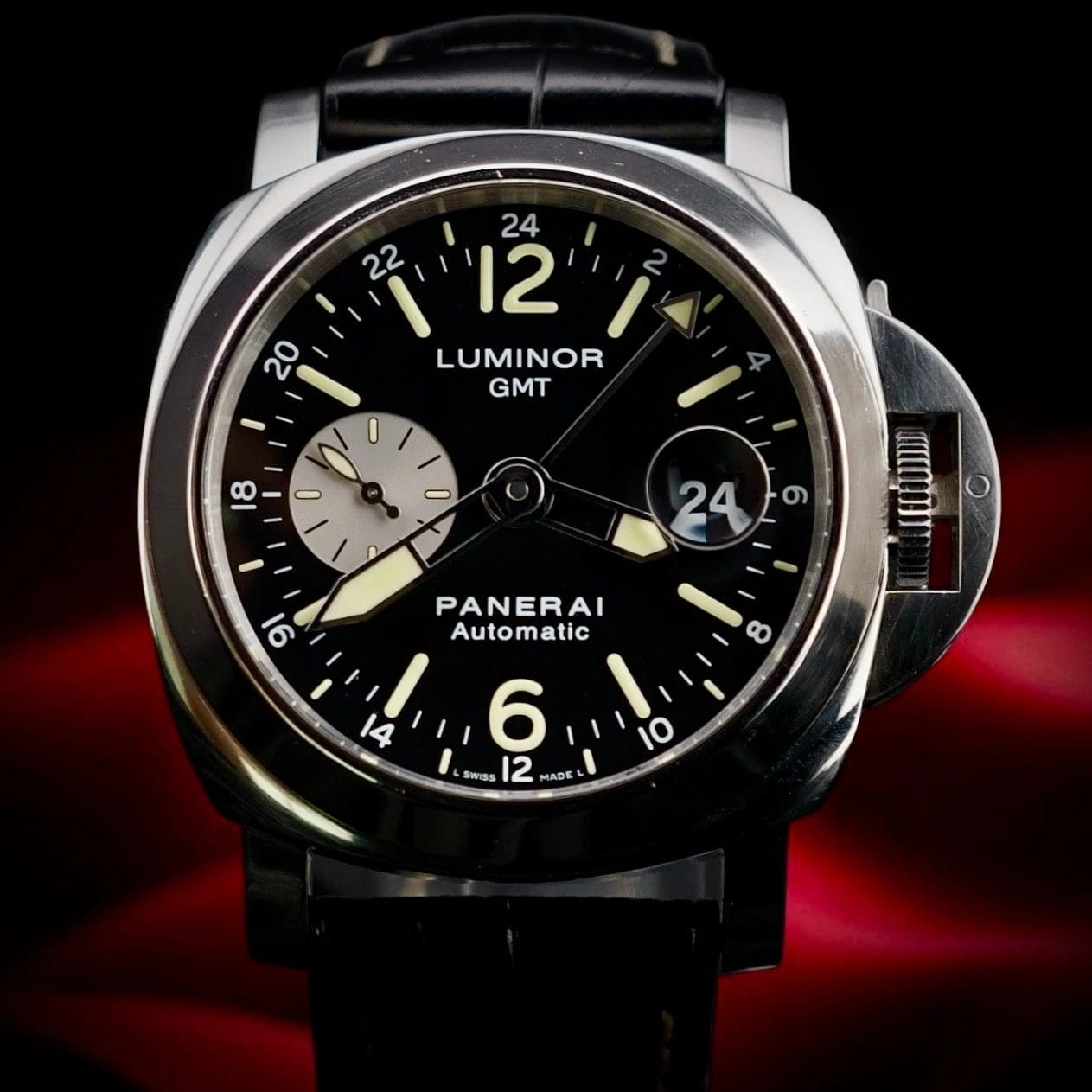 Panerai Luminor GMT PAM00088 - 44mm - Black Dial, Full Set & Card, Extra strap - Image 3