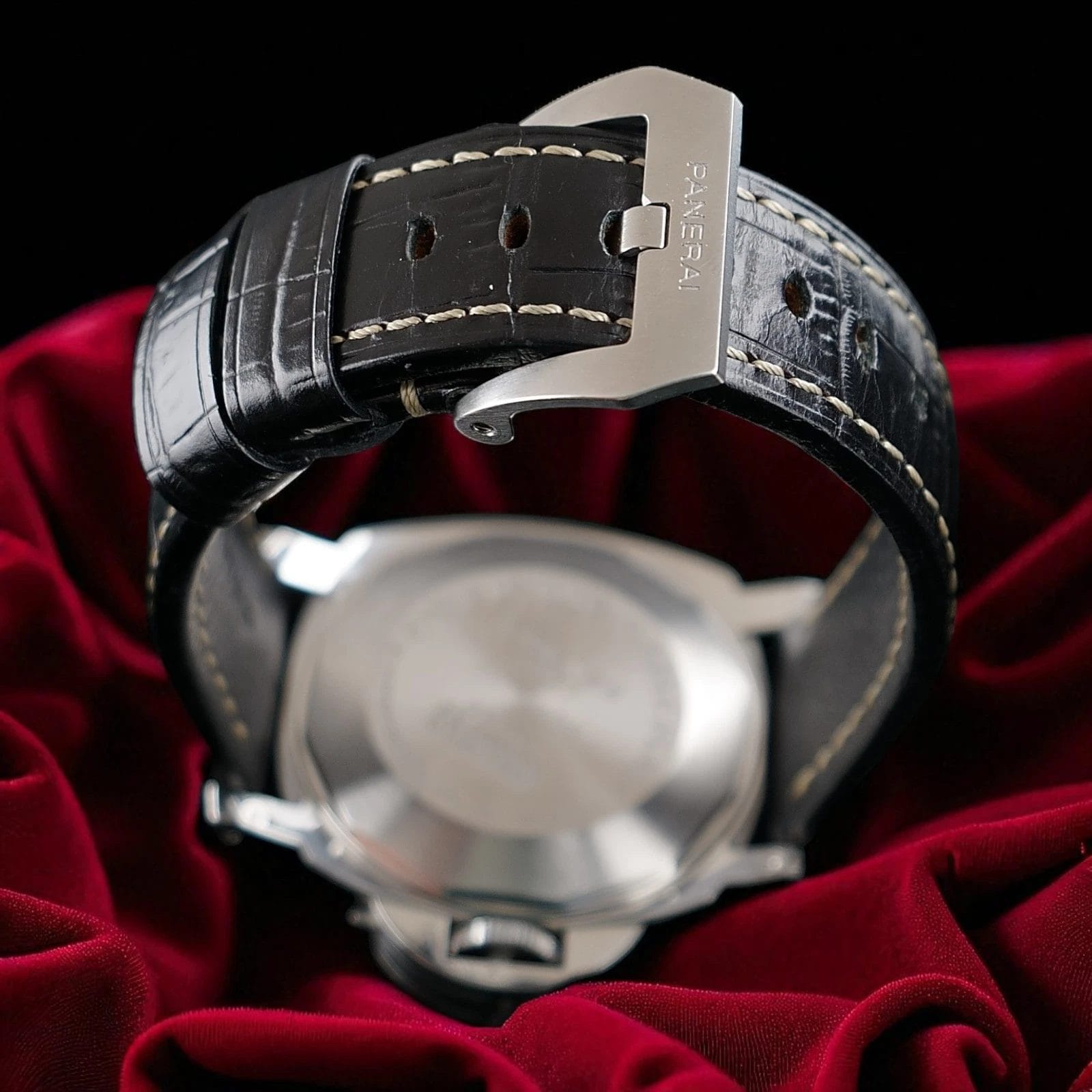 Panerai Luminor GMT PAM00088 - 44mm - Black Dial, Full Set & Card, Extra strap - Image 8