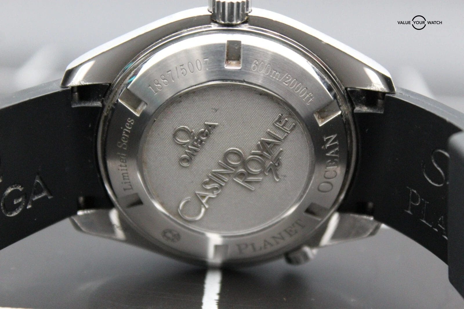Omega Seamaster Planet Ocean 2907.50.91 Casino Royale 007 Limited Edition Diver - Image 4