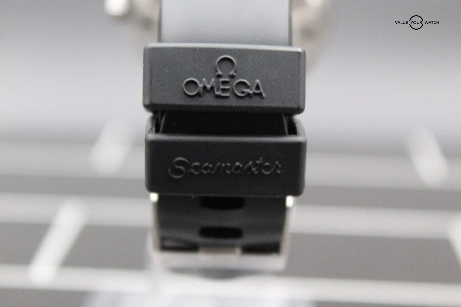 Omega Seamaster Planet Ocean 2907.50.91 Casino Royale 007 Limited Edition Diver - Image 8