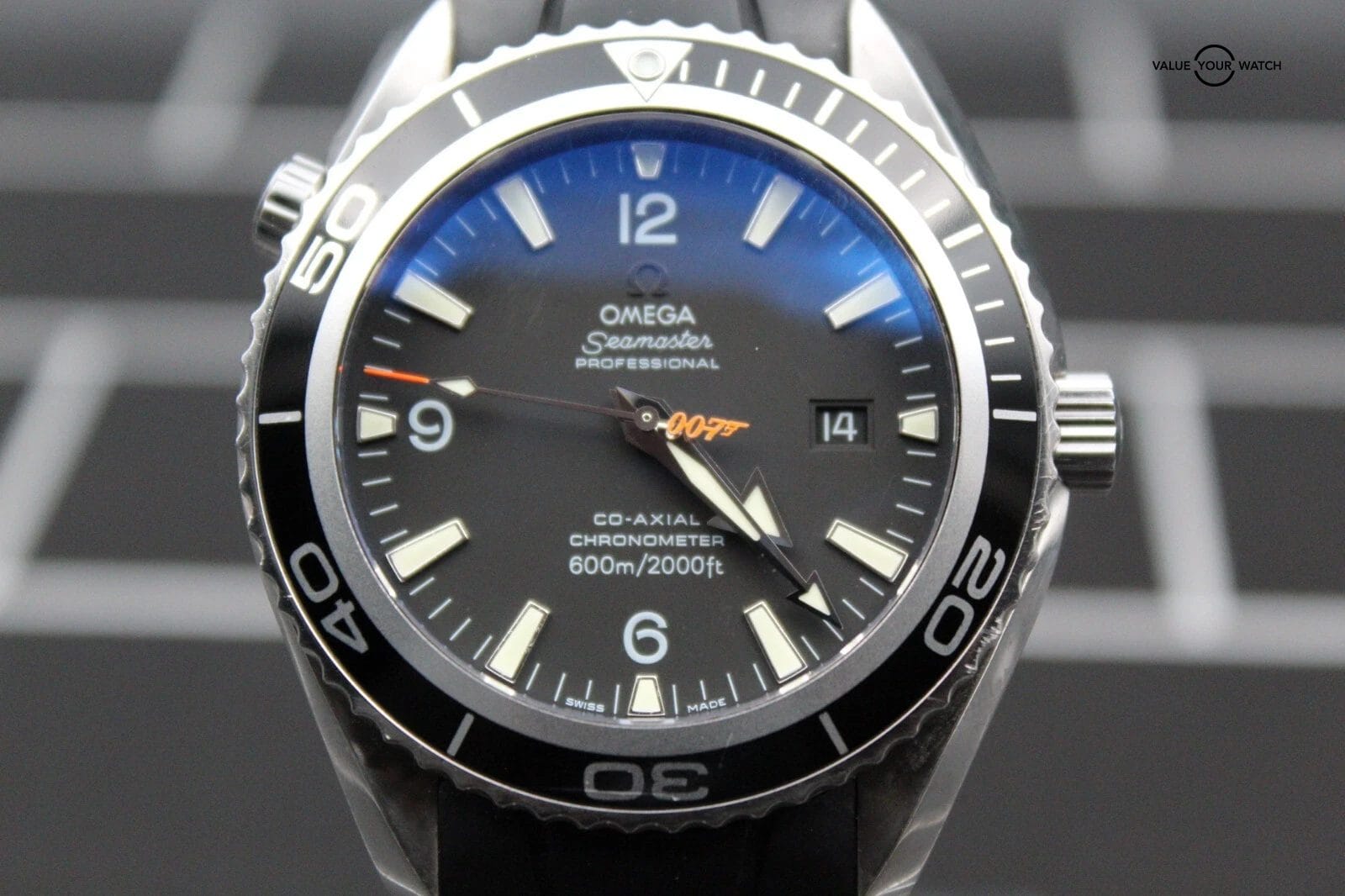 Omega Seamaster Planet Ocean 2907.50.91 Casino Royale 007 Limited Edition Diver - Image 14