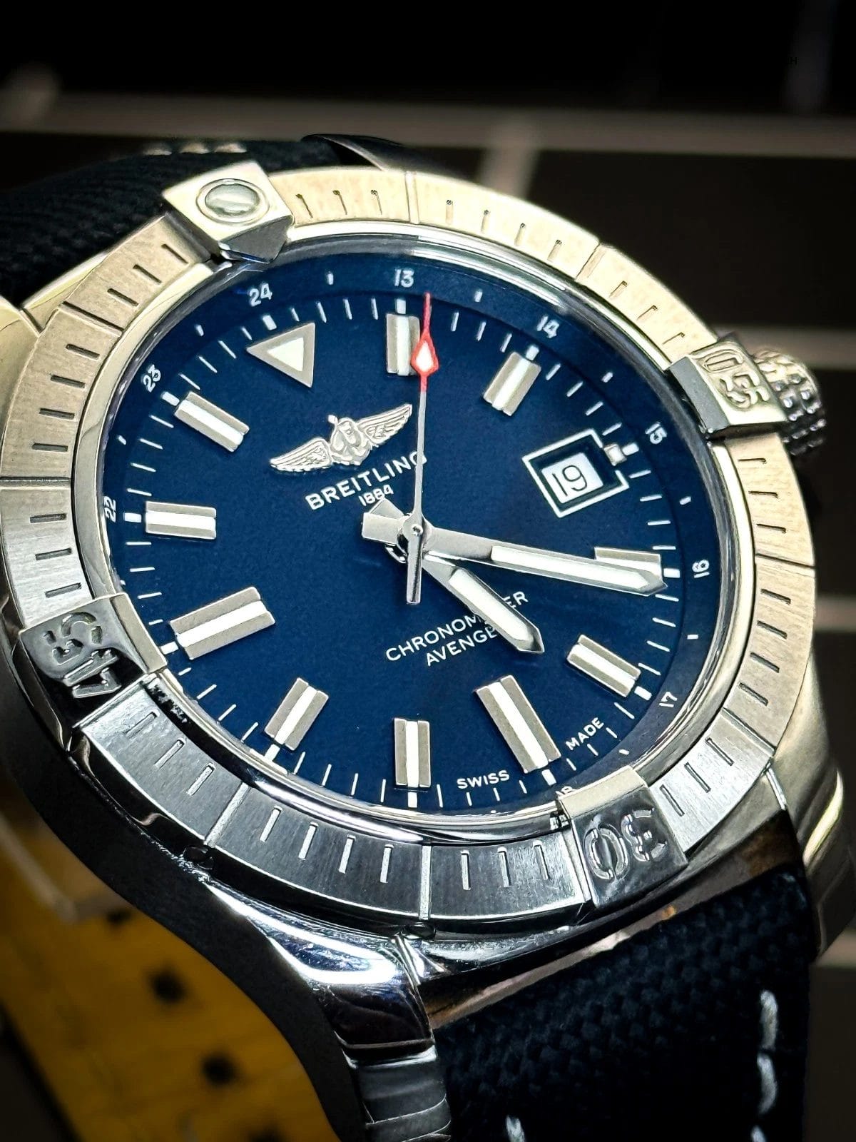 Breitling Avenger 43 | Ref. A17318 | Blue Dial | 2020 | Full Set | - Image 3