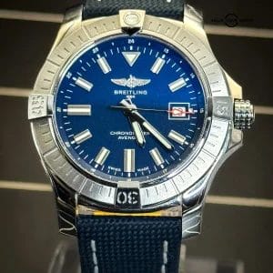Breitling Avenger 43 | Ref. A17318 | Blue Dial | 2020 | Full Set |