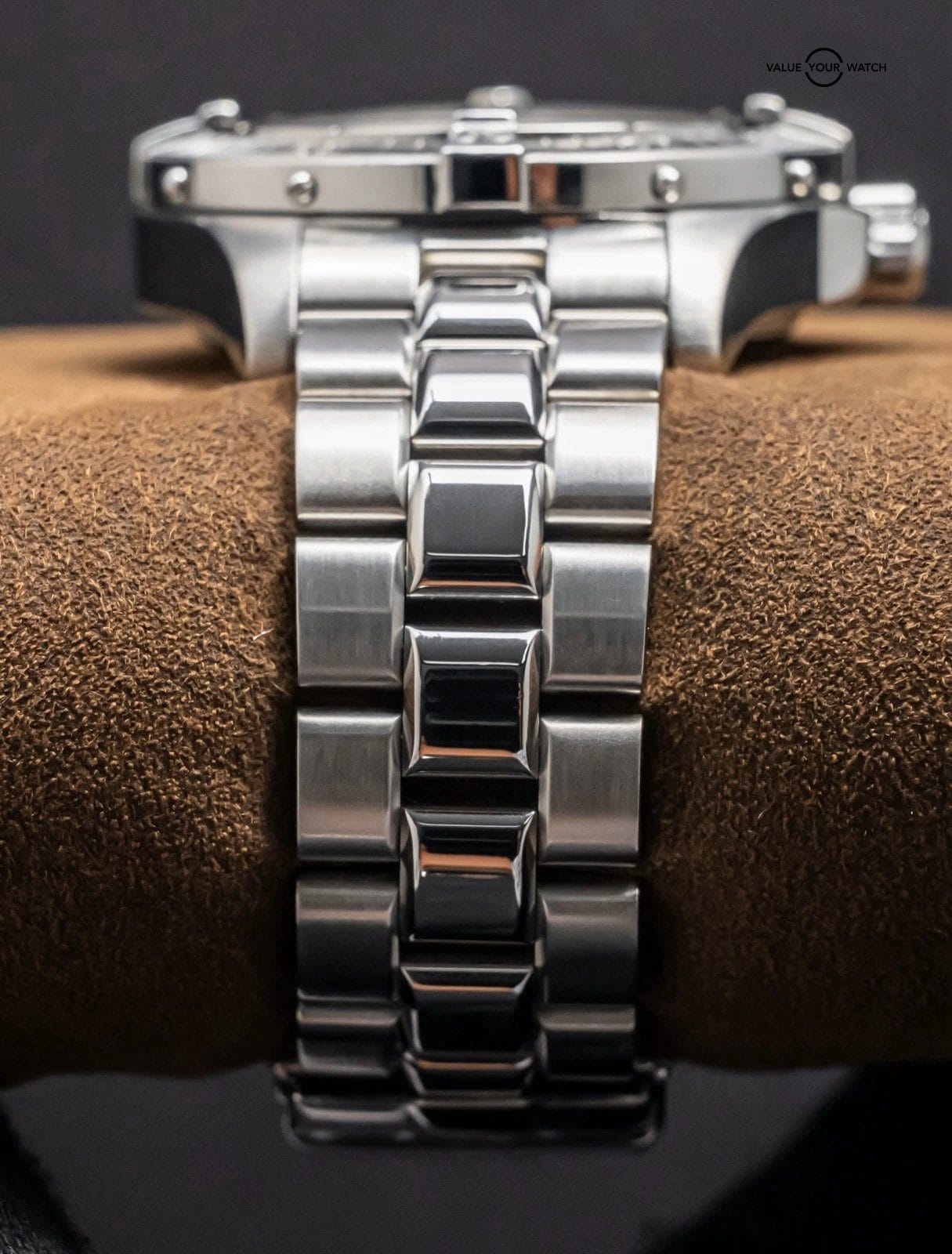 Breitling Superocean Steelfish 44 mm Silver Dial Brushed Steel Bracelet A17360 - Image 5