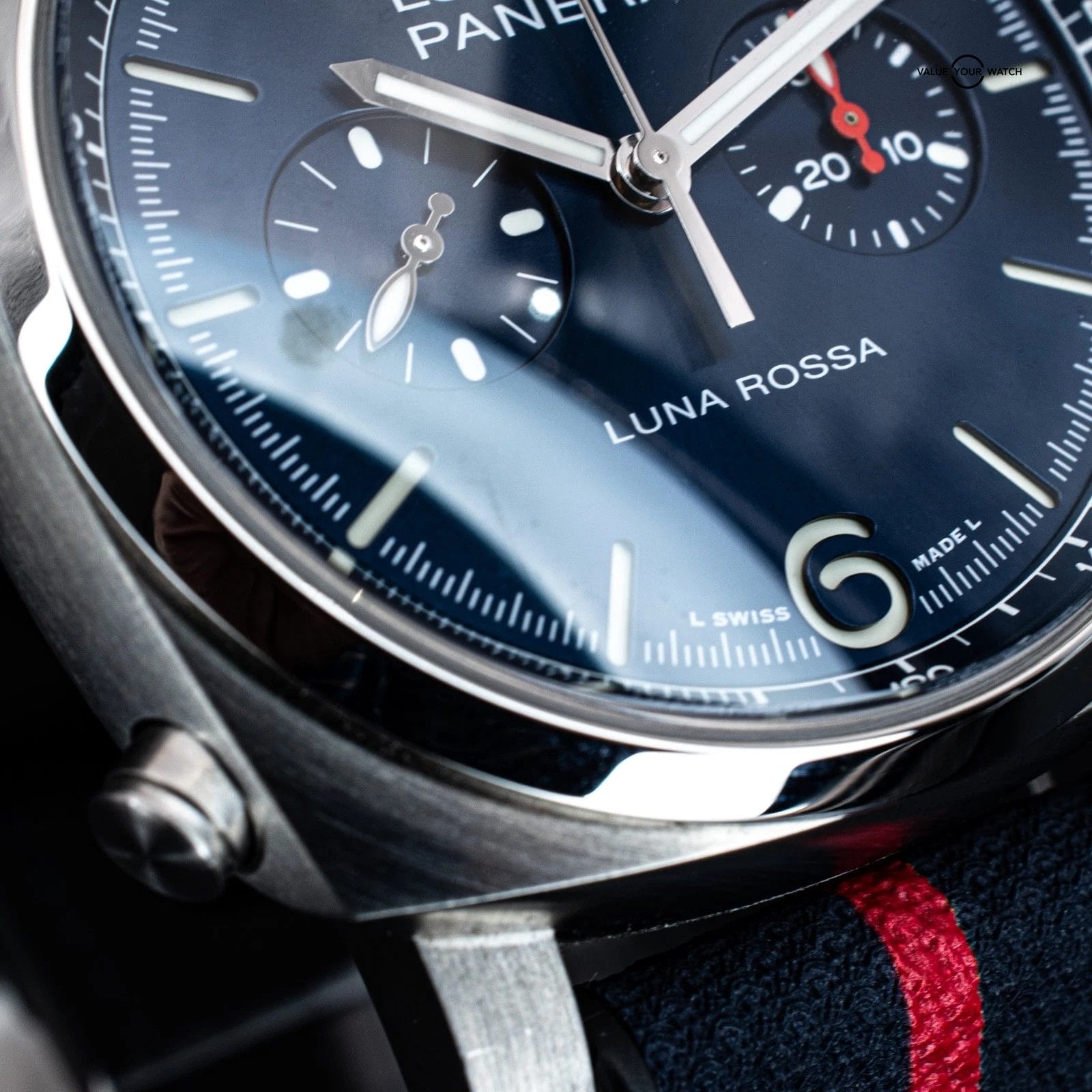 Panerai Luminor Chrono Luna Rossa 44mm, Ref. PAM01303 with B&P - Image 14