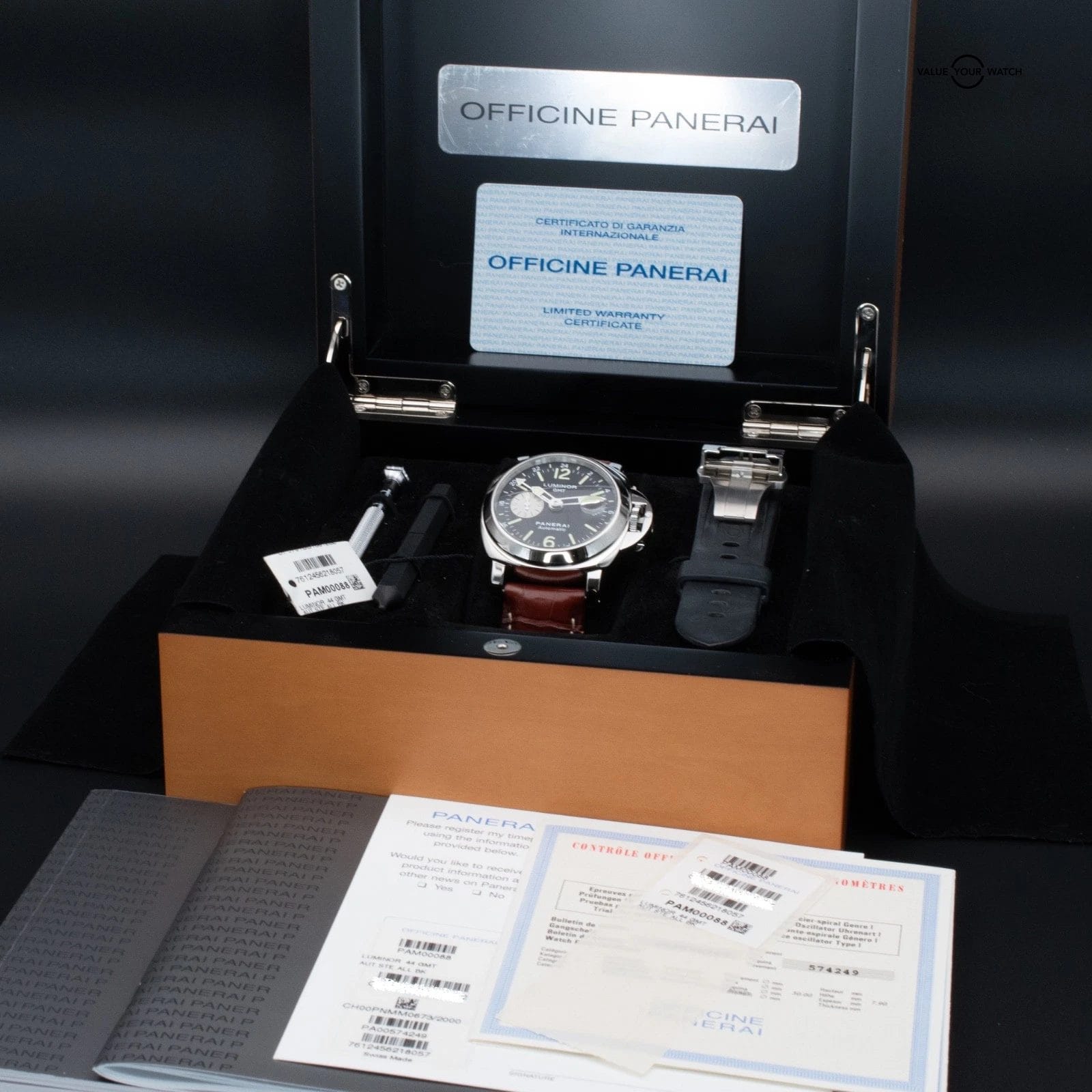 Panerai Luminor GMT Automatic 44mm, Ref. PAM00088 with Box & Papers - Image 4
