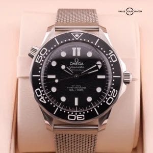 2025 Omega Seamaster Diver 300M Ref. 210.30.42.20.01.010 – 42mm – Complete Set